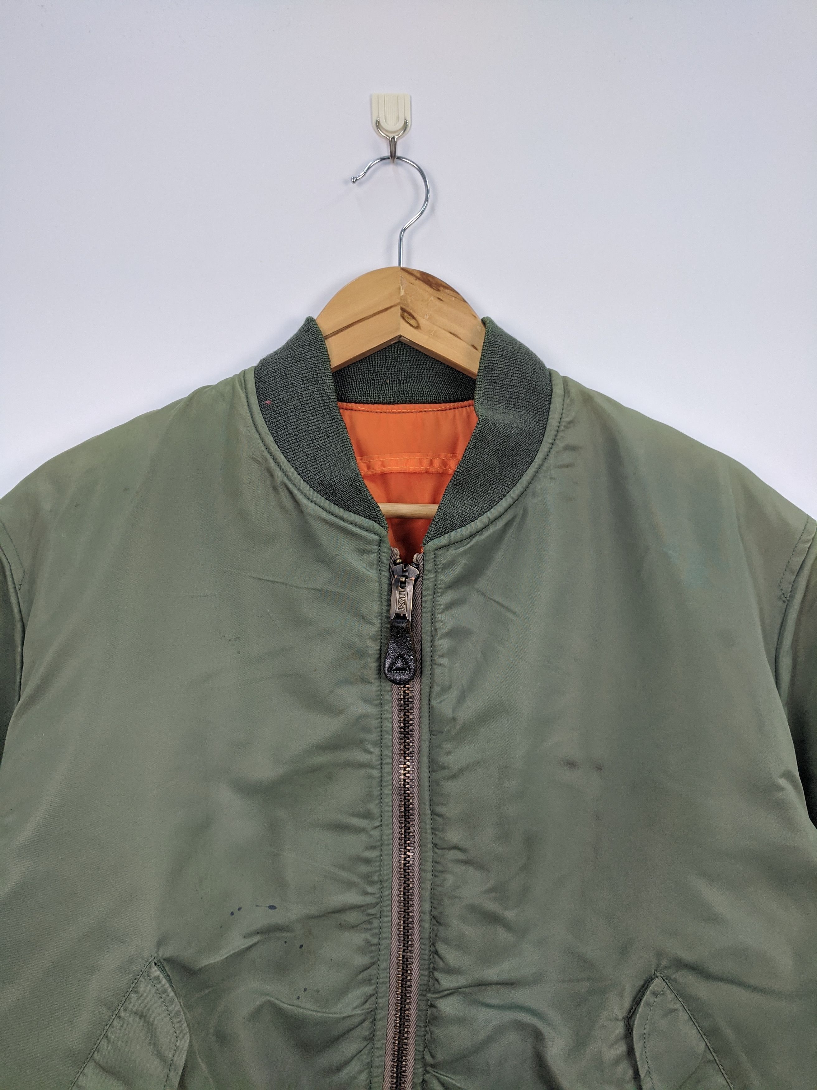 Alpha Industries Vintage Faded Alpha Industries Military Bombers Jacket J0320 Size US L / EU 52-54 / 3 - 2 Thumbnail