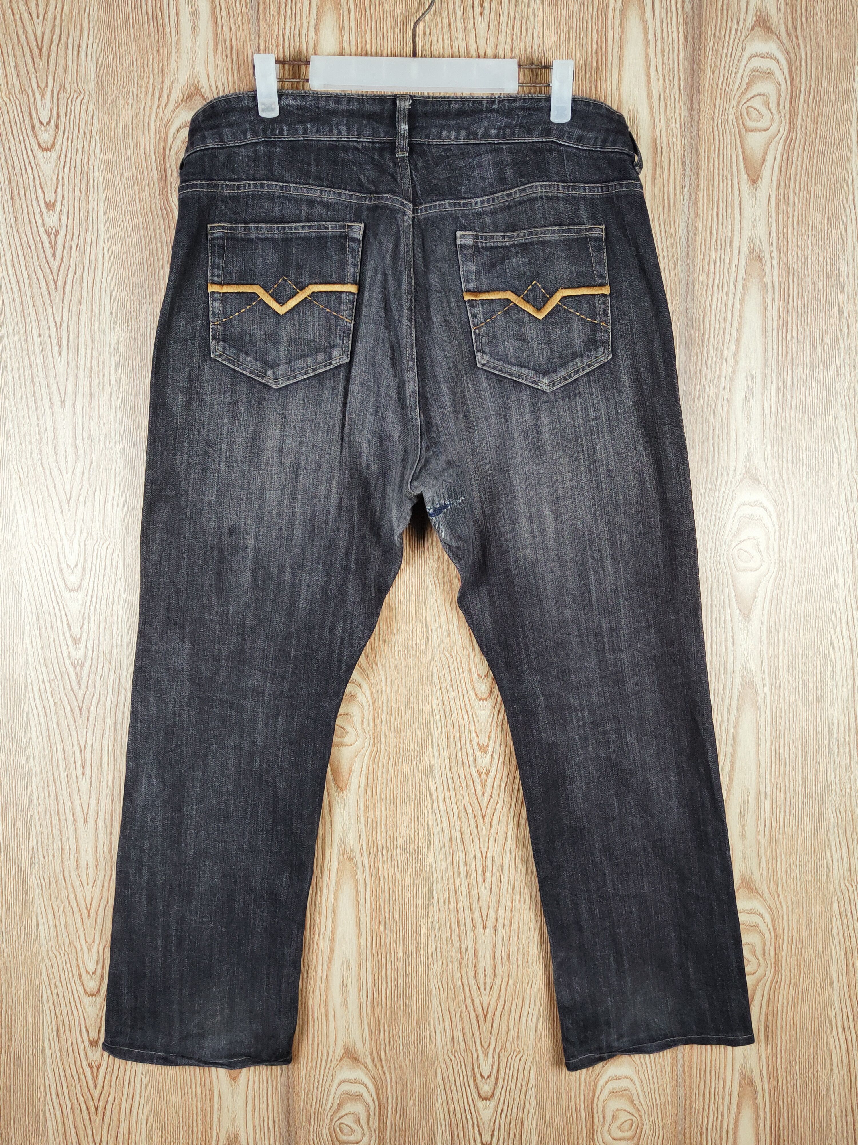 Japanese Brand Japanese Brand Black Faded Distressed Ripped Jeans #S2722 Size US 35 - 7 Thumbnail