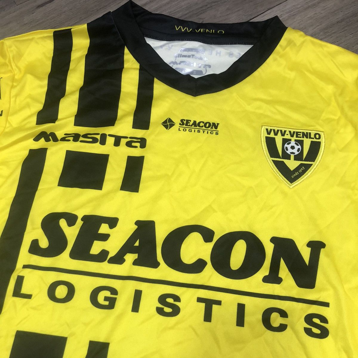 VVV Velo 17/18 L/S home shirt