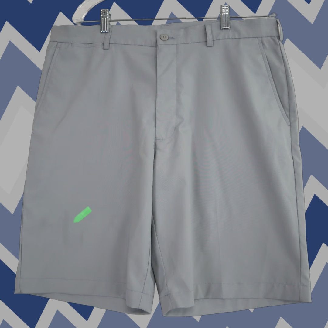 Roundtree & Yorke Roundtree & Yorke Shorts Mens 36 Performance Chino Casual Flat Front Gray Short Nike? Size US 36 / EU 52 - 1 Thumbnail