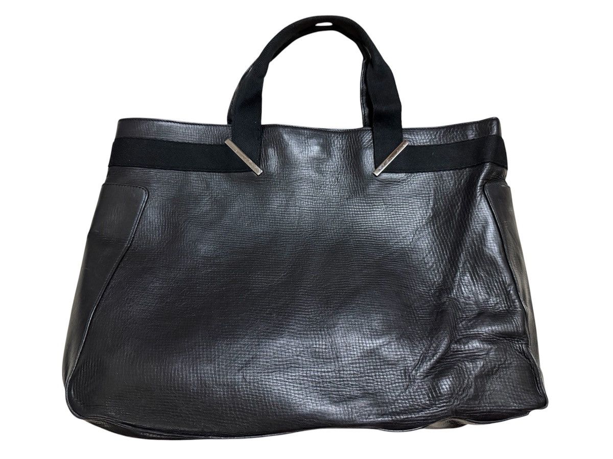 Gucci Authentic Gucci Balck Leather Tote Bag Size ONE SIZE - 2 Thumbnail