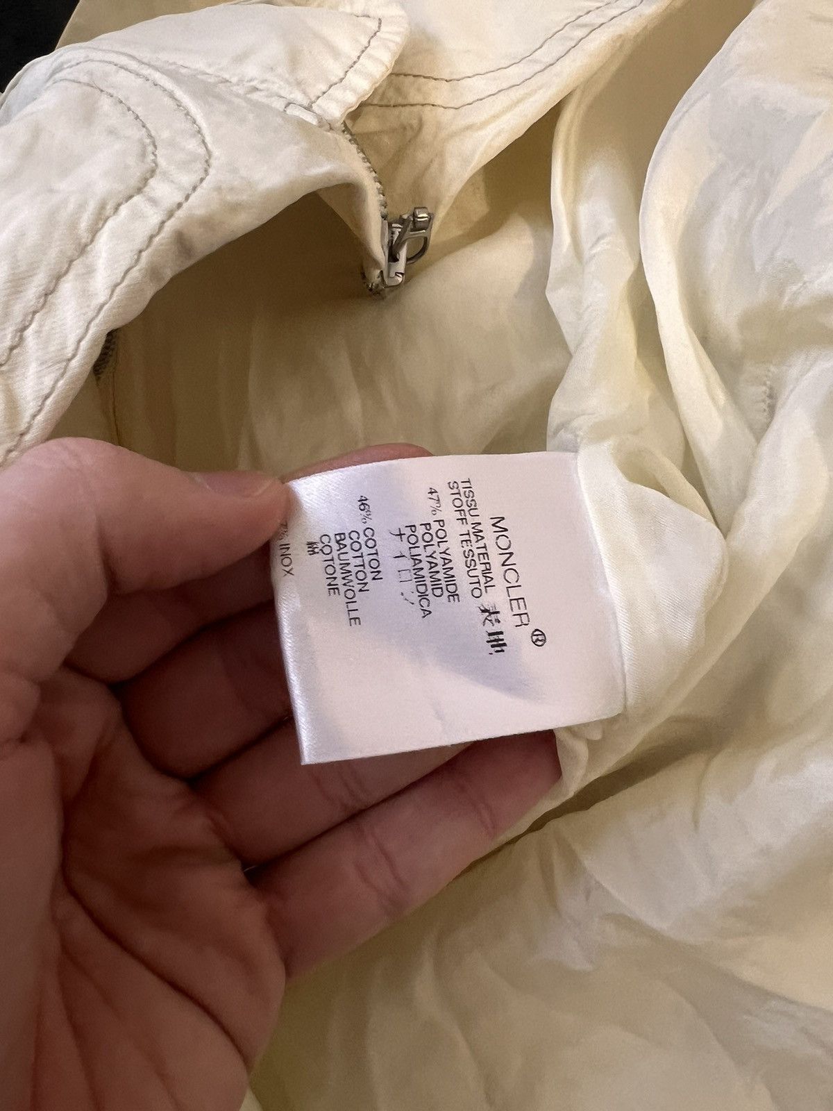Moncler Moncler Designer Light Jacket Casual Rare Luxury 1 Cream Size XS / US 0-2 / IT 36-38 - 14 Thumbnail