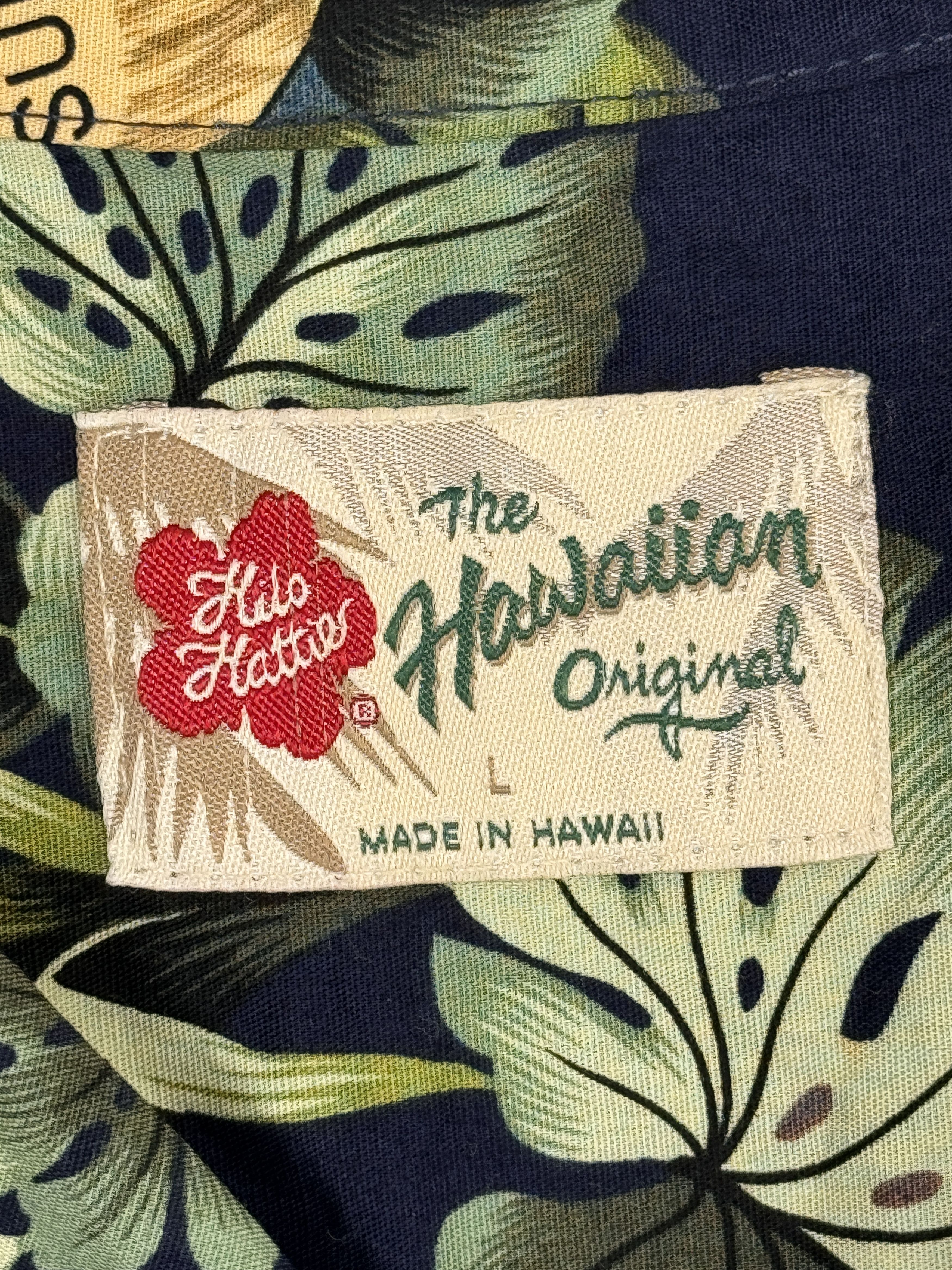 Hilo Hattie Vintage Hilo Hattie Hawaiian Shirt Palm & Surf Size US L / EU 52-54 / 3 - 7 Thumbnail