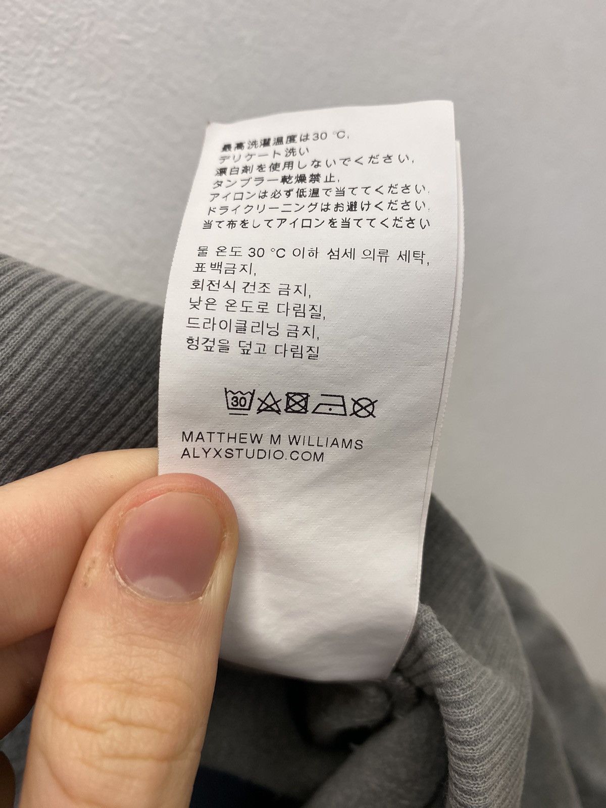 1017 ALYX 9SM 1017 ALYX 9SM Sweat Shorts Size US 35 - 6 Thumbnail