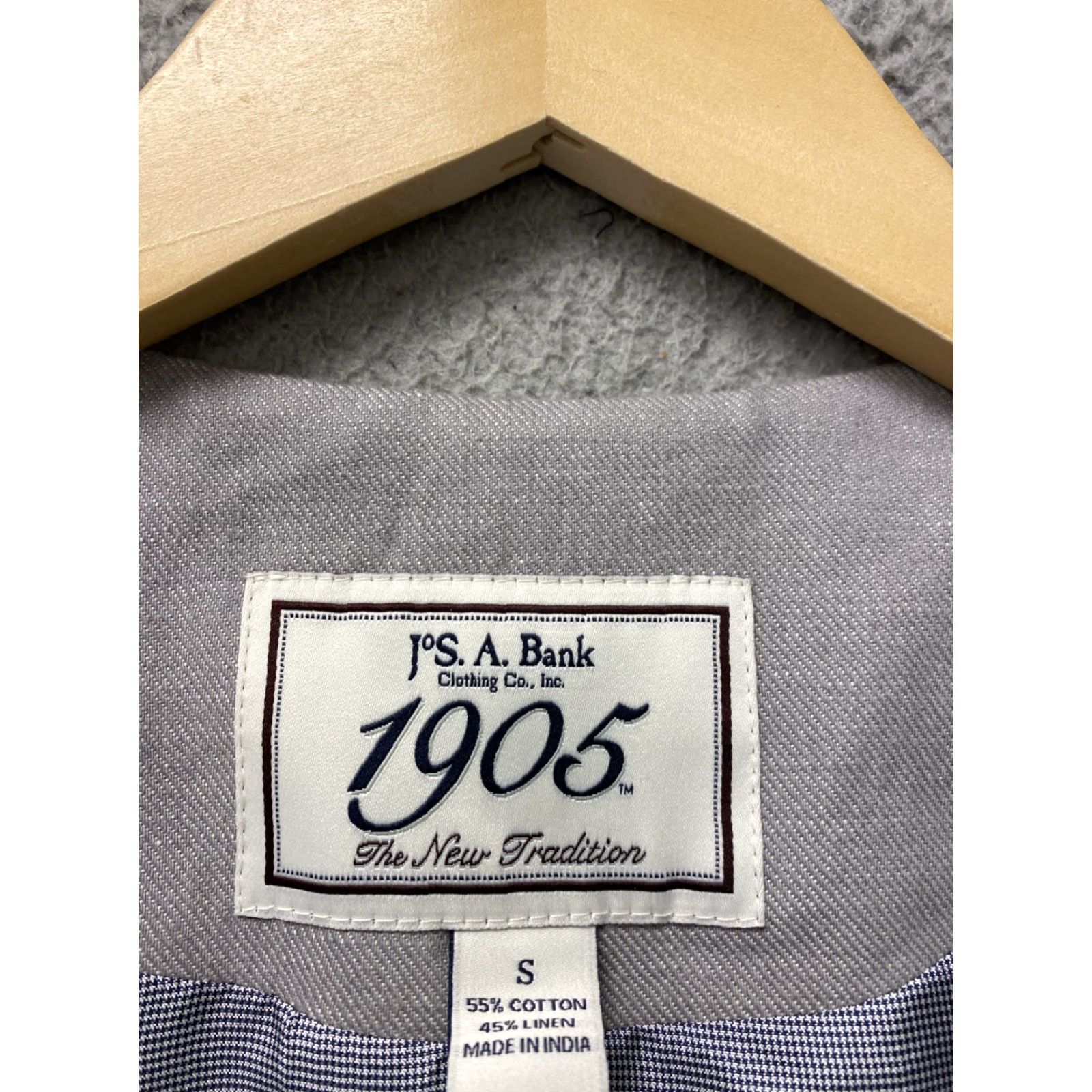 Vintage Jos A Bank Vest Jacket Mens Small Gray NWT 14034 Dress Vest Waistcoat Cotton Linen Solid Polyester Insulation Limited Edition Size US S / EU 44-46 / 1 - 5 Thumbnail