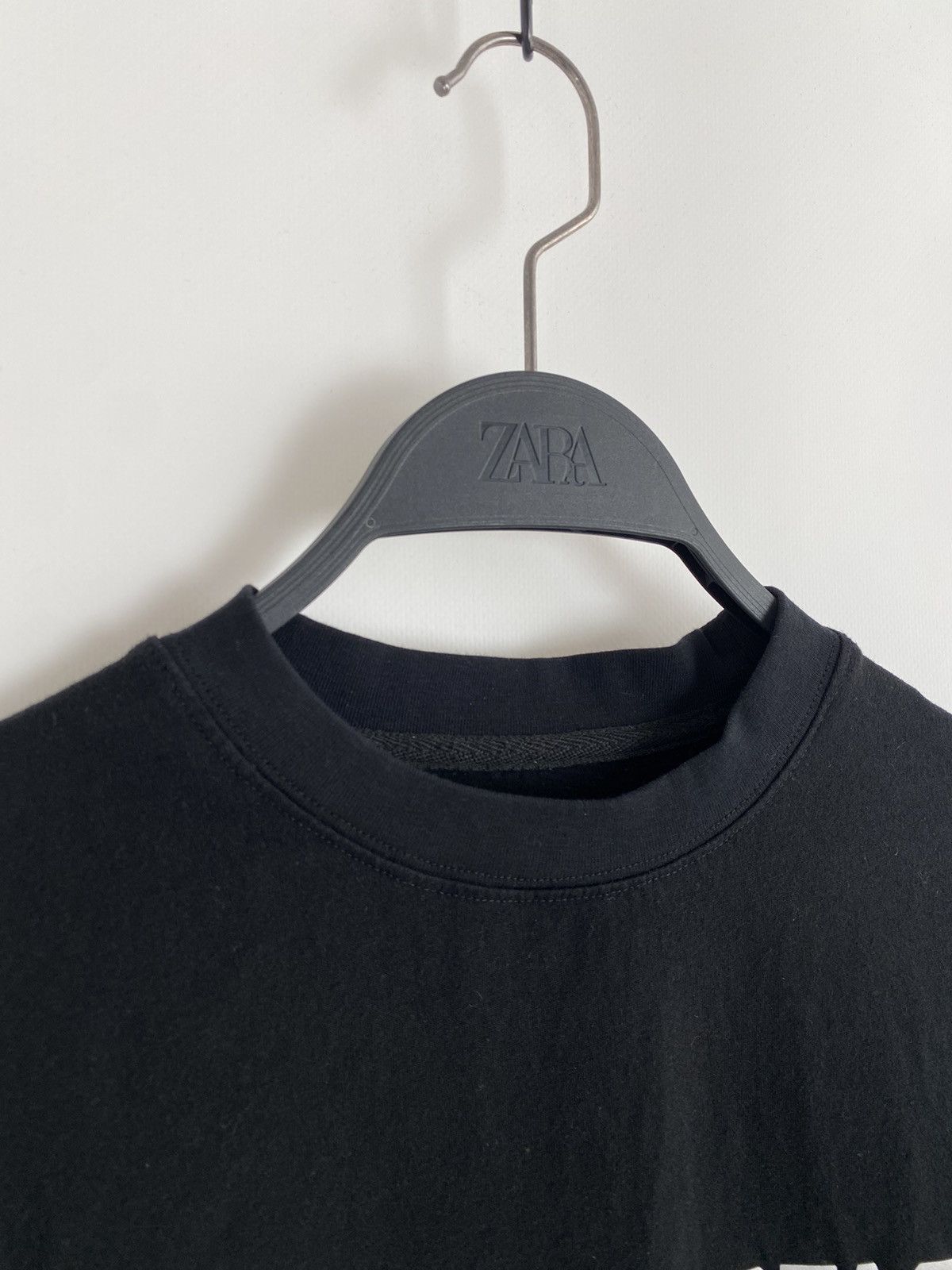 Places + Faces Places + Faces Reflective Logo Crop Top Size XS / US 0-2 / IT 36-38 - 2 Thumbnail