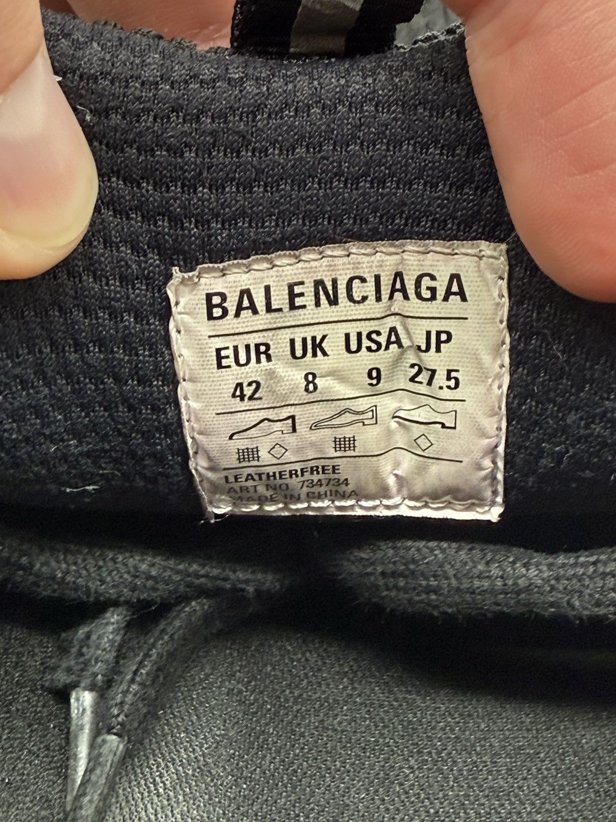 Balenciaga Size 9 - Balenciaga 3XL Sneaker Worn-Out - Black Size US 9 / EU 42 - 7 Thumbnail
