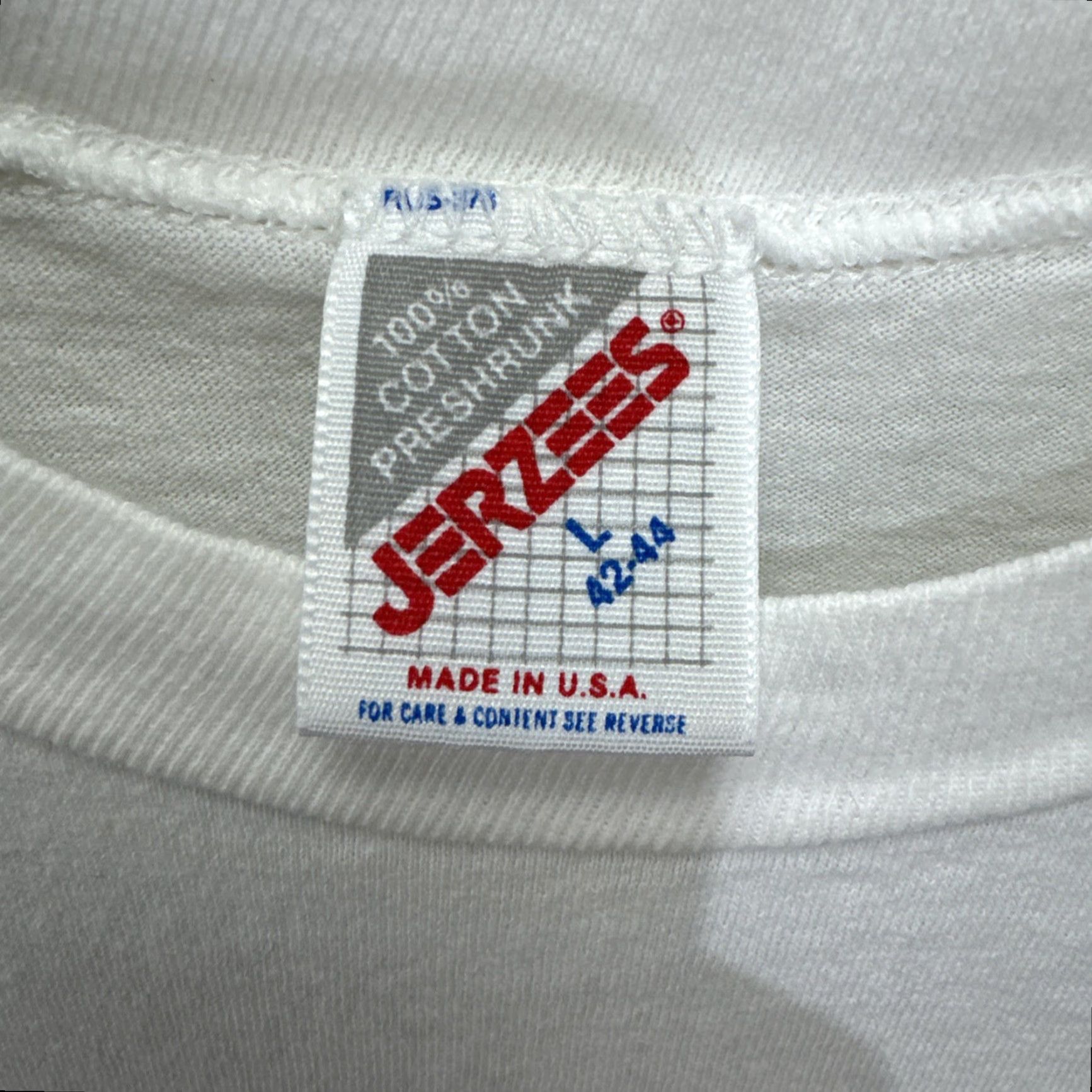 Jerzees VINTAGE Genesis Tour Double Sided T Shirt Large Men 90s White Cotton Graphics Logo Crew Neck Short Sleeve Rock Concert We Can’t Dance Size US L / EU 52-54 / 3 - 3 Thumbnail