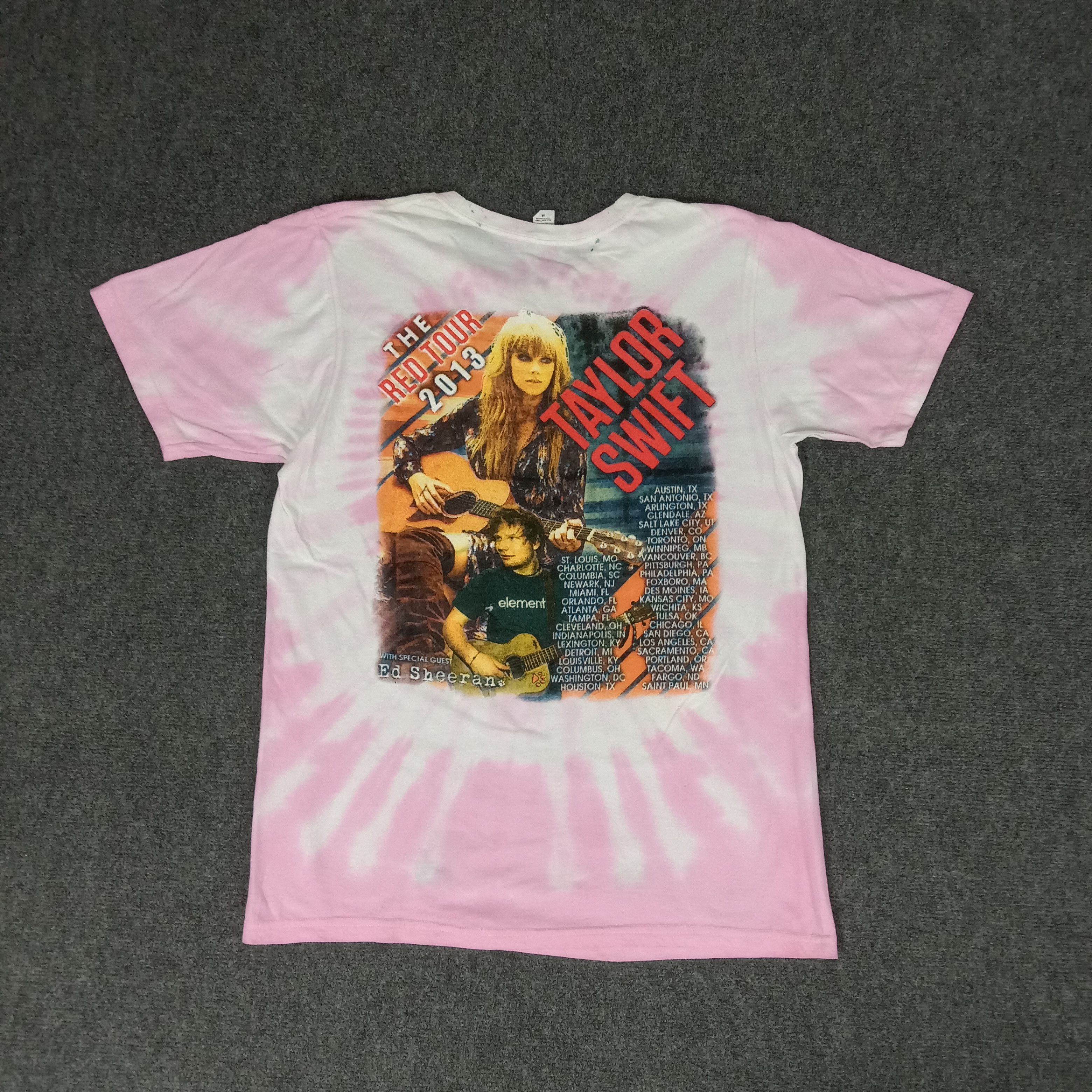 Band Tees × Vintage Taylor Swift X Ed Sheeran The Red Tour 2013 Rock Tshirt Size US M / EU 48-50 / 2 - 1 Thumbnail