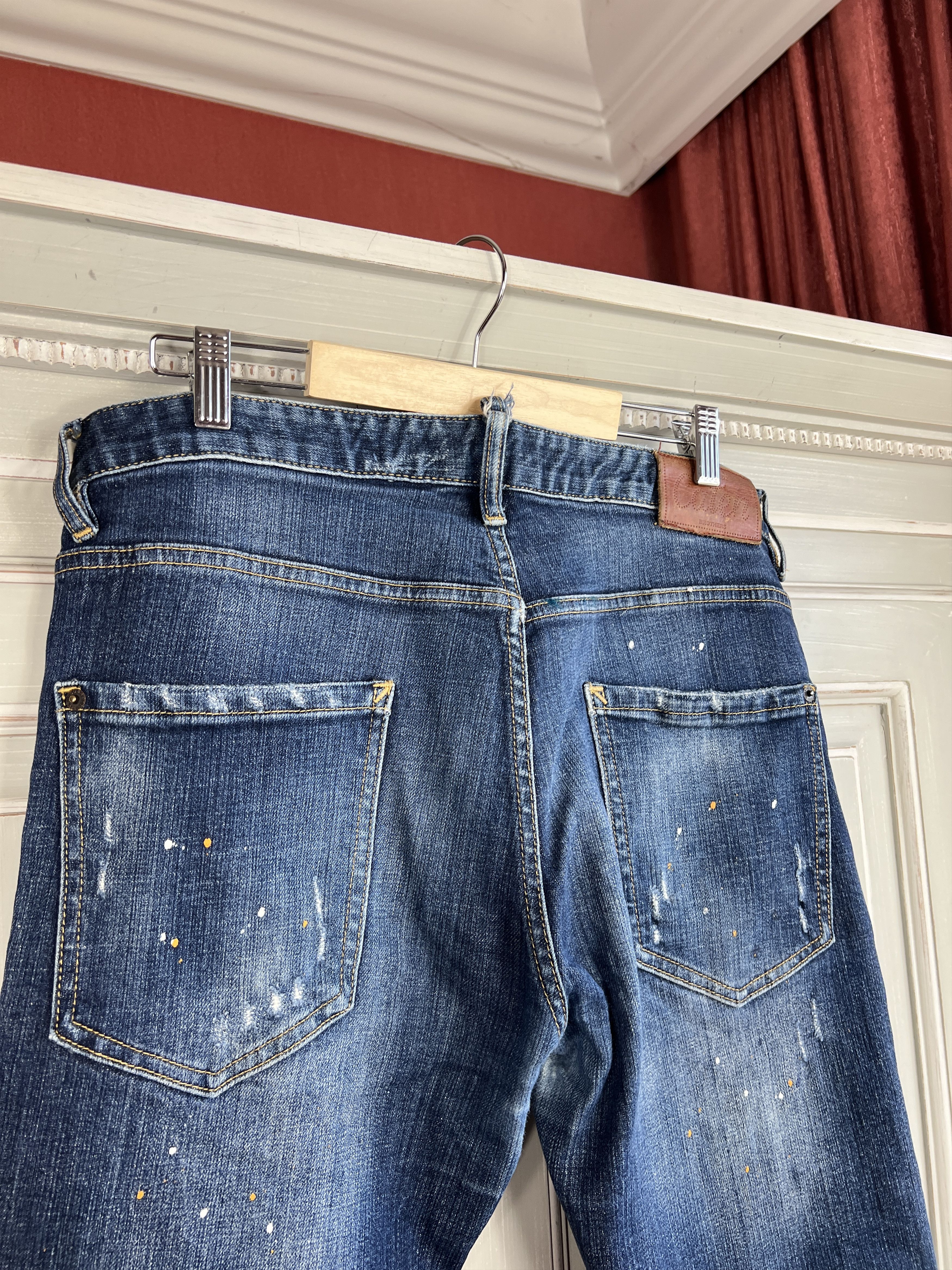 Dsquared2 DSQUARED2 JEANS OVERPRINTED DENIM JEANS SIZE 50 Size US 34 / EU 50 - 7 Thumbnail
