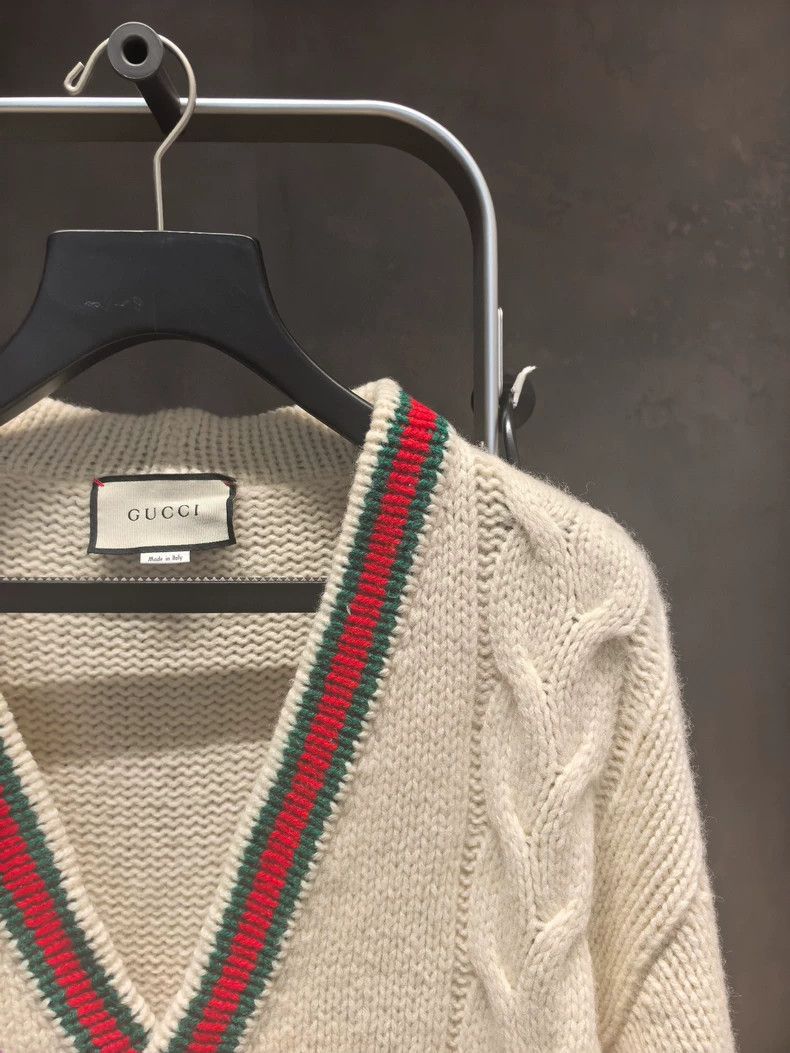 Gucci Gucci Red and green twisted flower knitting wool cardigan j Size L / US 10 / IT 46 - 3 Thumbnail