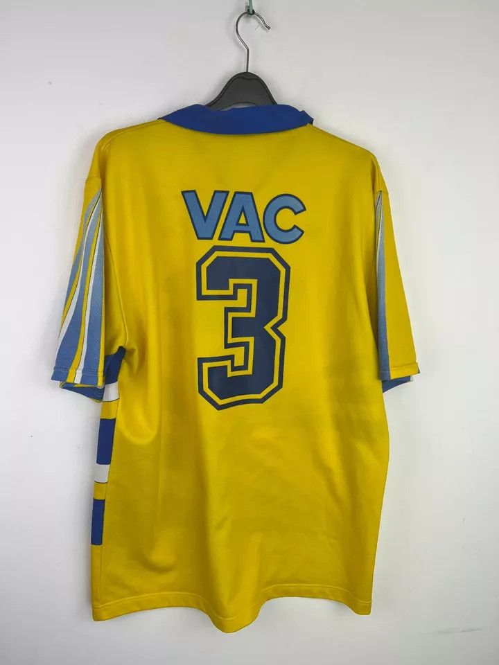 Vintage FC LA CHAUX-DE-FONDS FOOTBALL Kit SHIRT SOCCER JERSEY #3 Size US XL / EU 56 / 4 - 8 Thumbnail