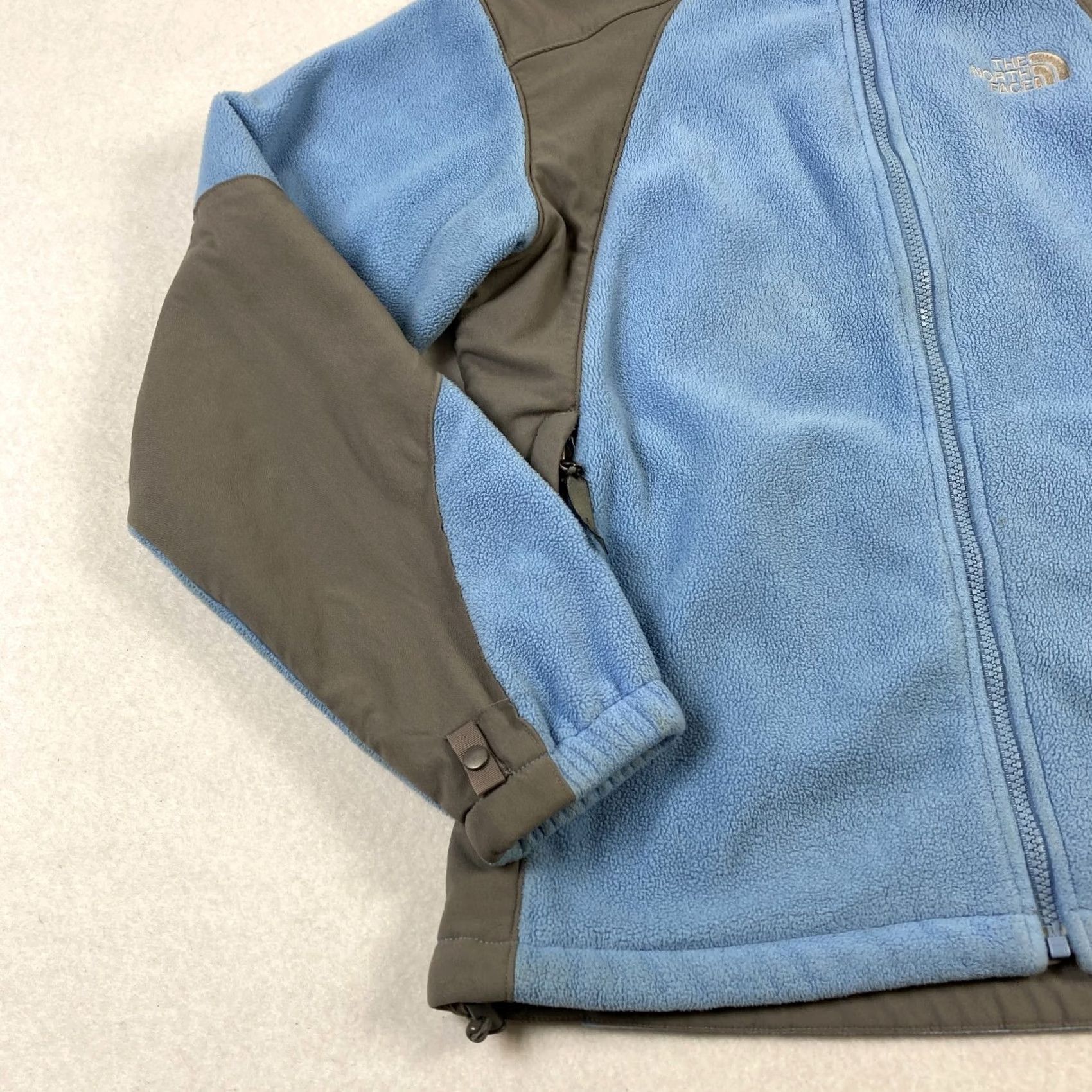 The North Face The North Face Fleece Jacket Women's Medium Blue Color Block Full Zip Soft Shell Size M / US 6-8 / IT 42-44 - 2 Thumbnail