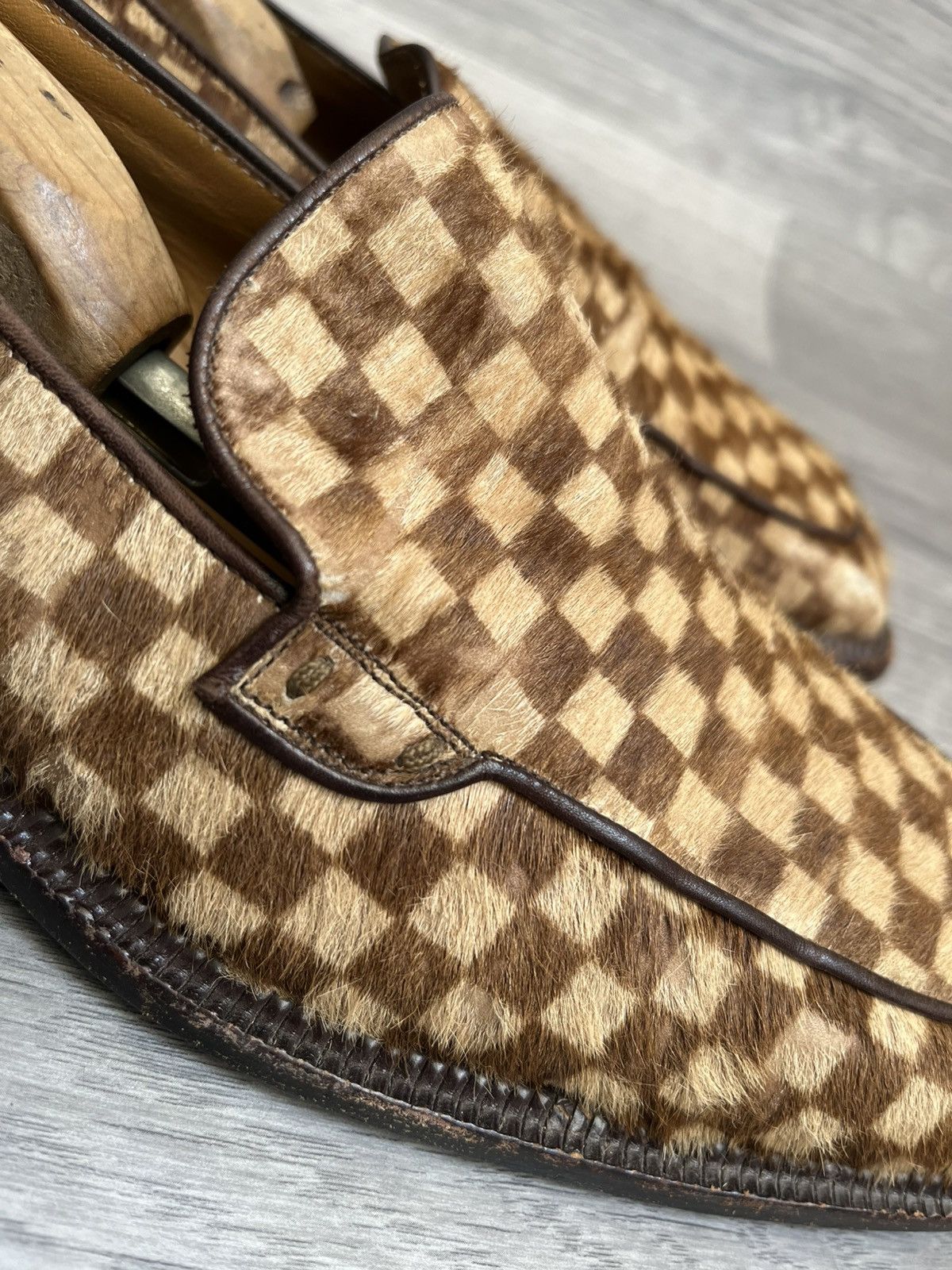 Louis Vuitton Louis vuitton damier pony hair draft square toe loafer Size US 9 / EU 42 - 8 Thumbnail