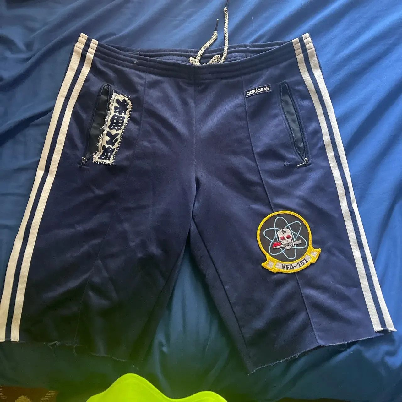 Affliction Adidas Shorts Size US 32 / EU 48 - 1 Thumbnail