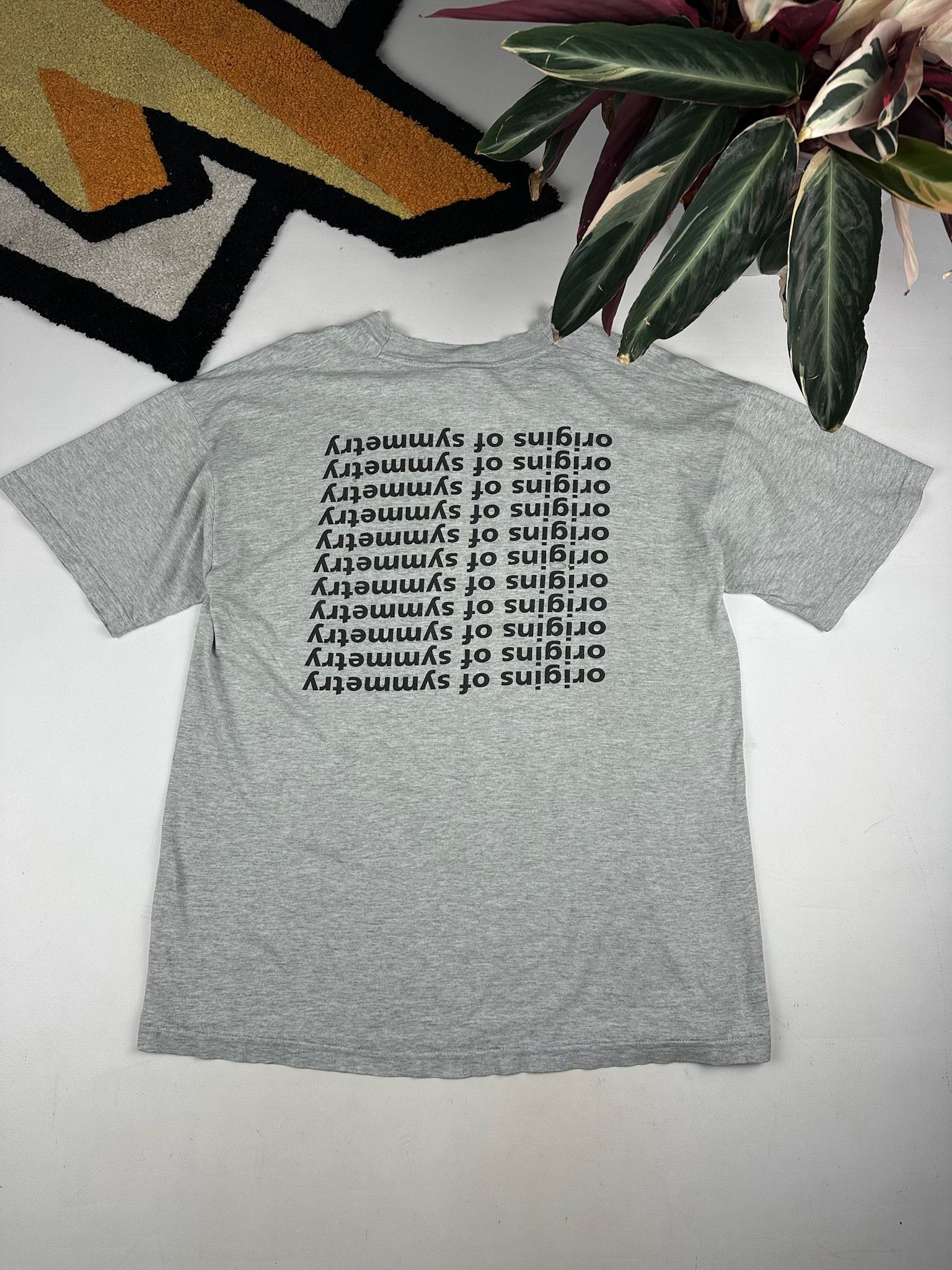 Band Tees Vintage Muse Band Tshirt size M plug in baby alien ufo Size US M / EU 48-50 / 2 - 5 Thumbnail