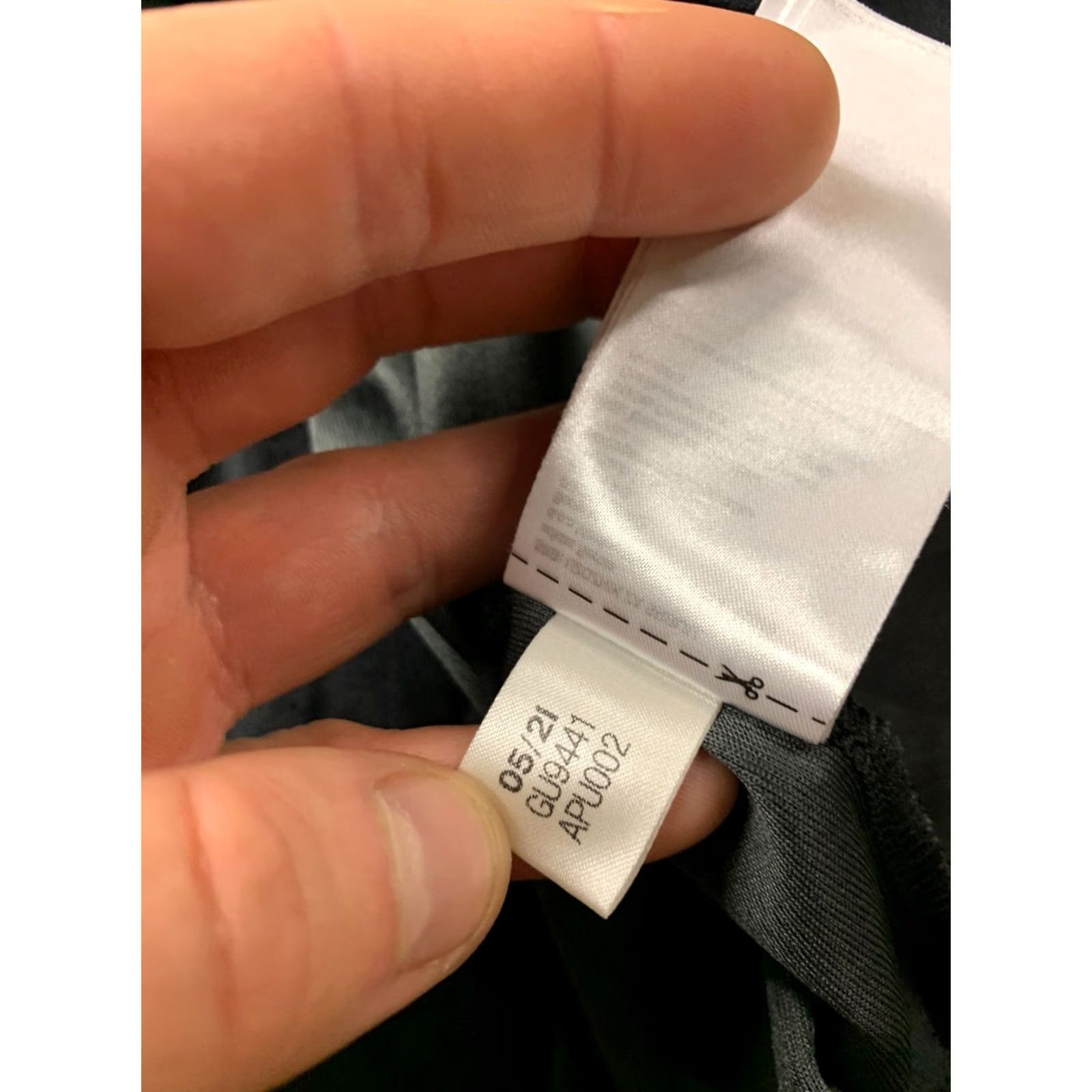 Adidas ADIDAS ORIGINAL T-SHIRT Shirt Men L Black and Gray 2021 Jersey Logo Short Sleeve Casual Vintage N/A Size US L / EU 52-54 / 3 - 6 Thumbnail