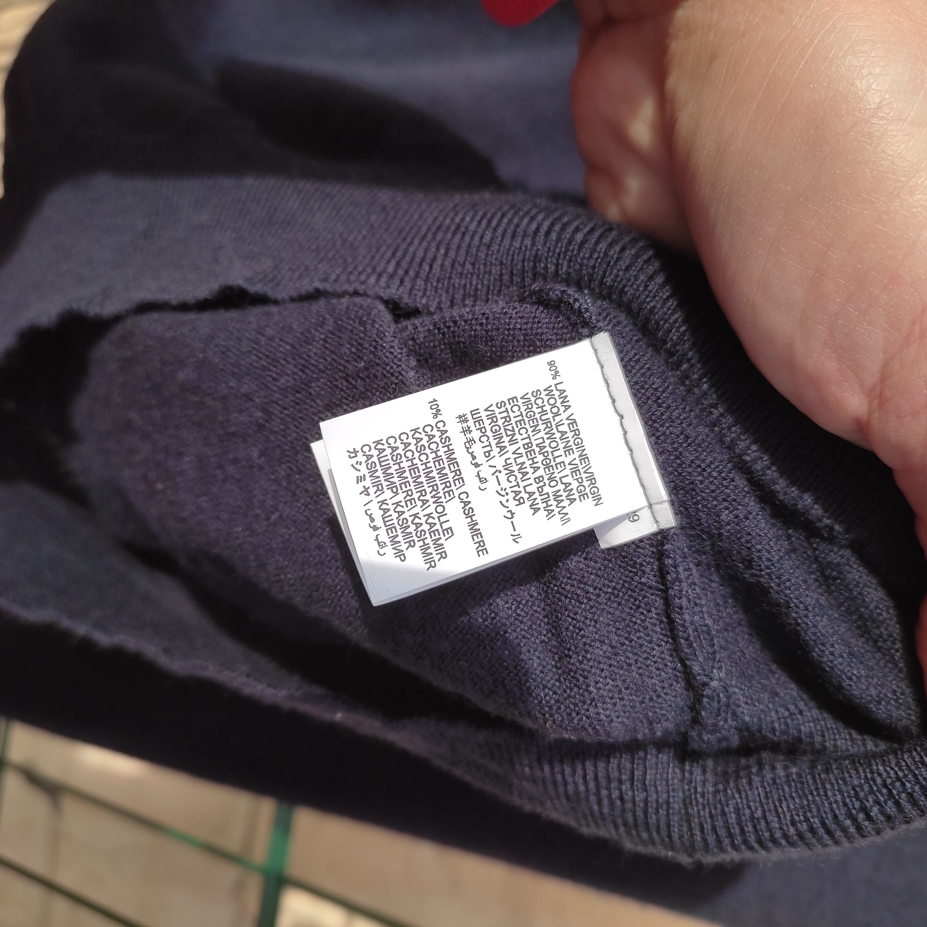 Brunello Cucinelli Brunello cucinelli V-neck mens wool cashmere sweater Size US M / EU 48-50 / 2 - 9 Thumbnail