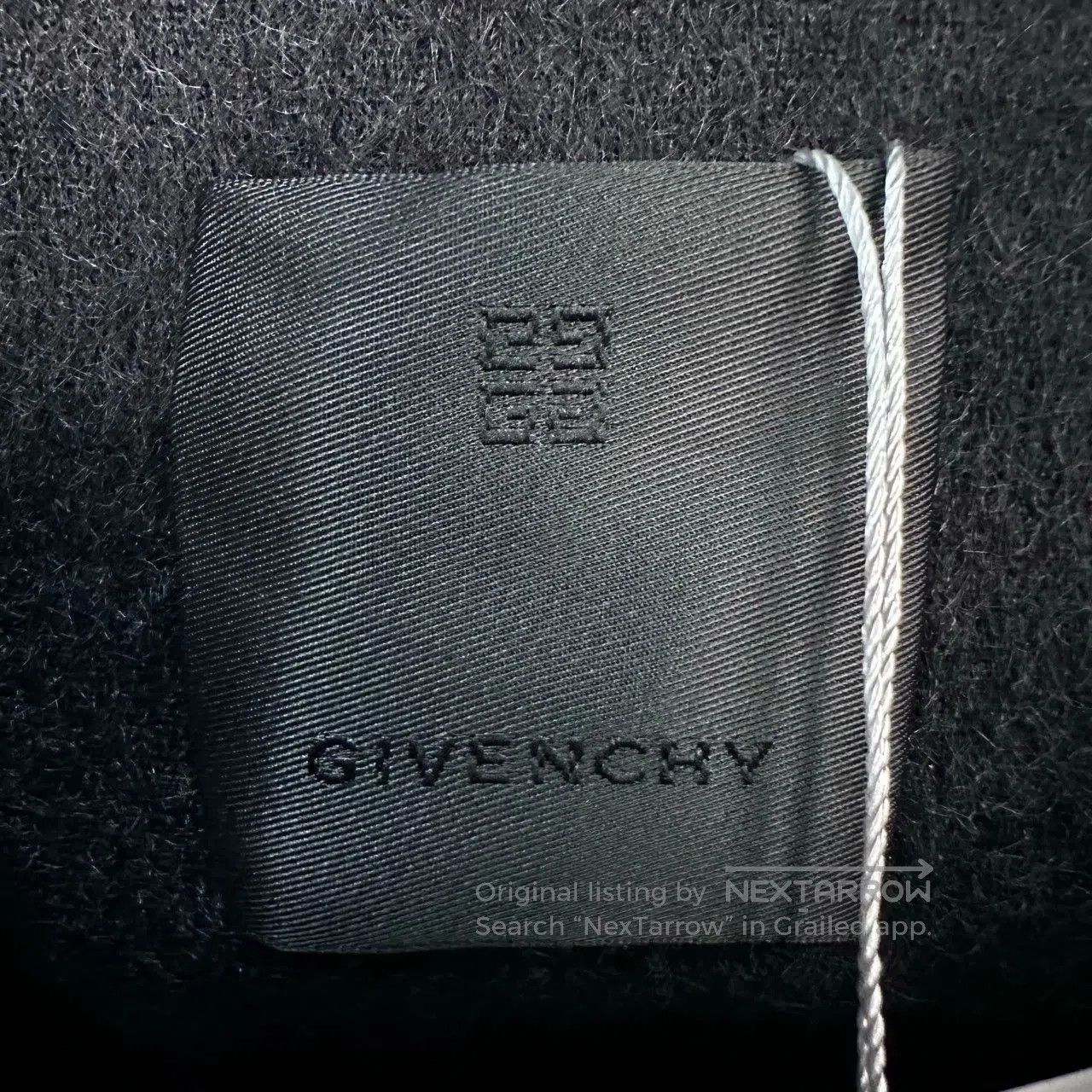 Givenchy Givenchy Spider Print Knit Sweater in Black. Size XS / US 0-2 / IT 36-38 - 3 Thumbnail