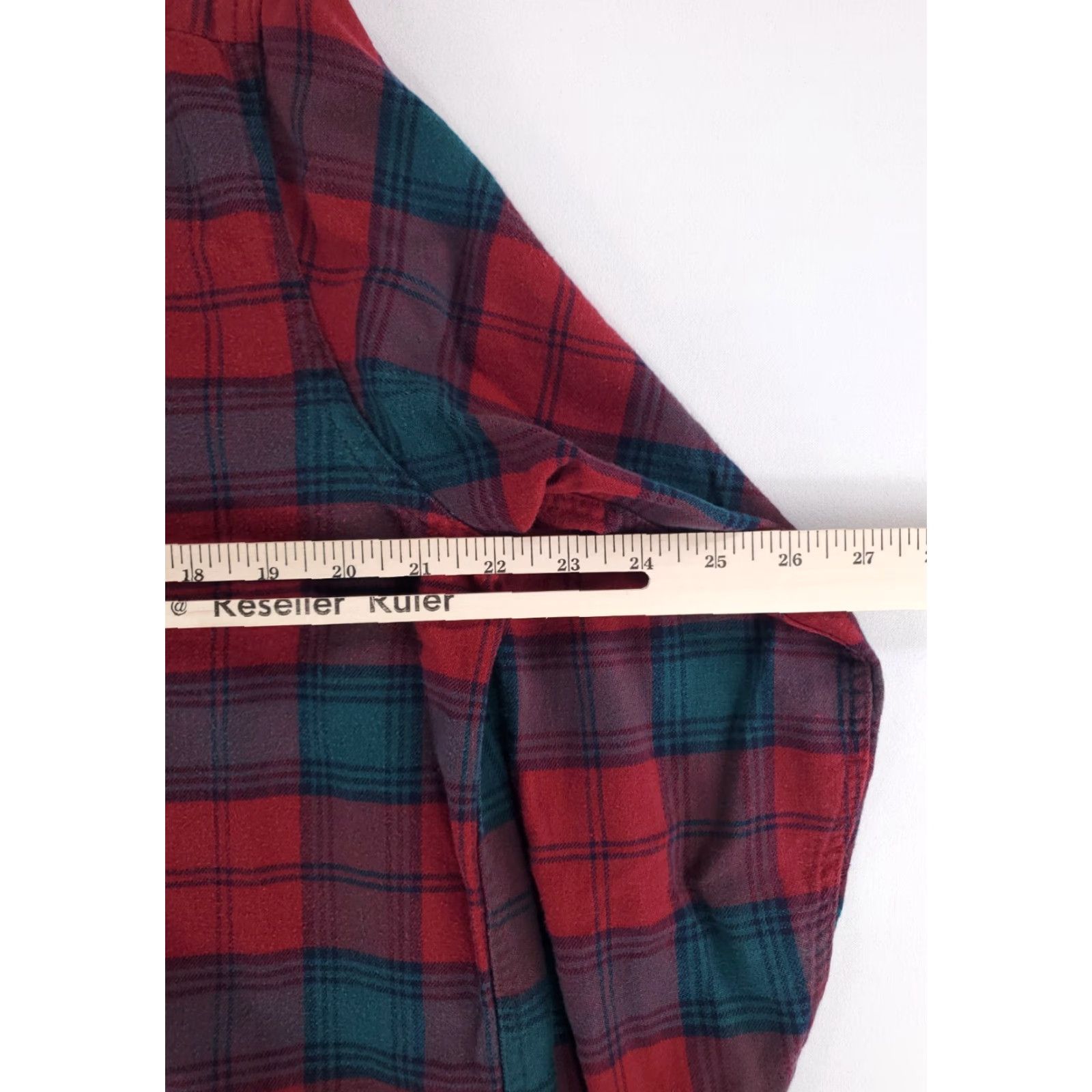 Vintage VINTAGE LL Bean Flannel Button-Down Shirt Plaid Red Green Made USA Mens M Size US M / EU 48-50 / 2 - 7 Thumbnail