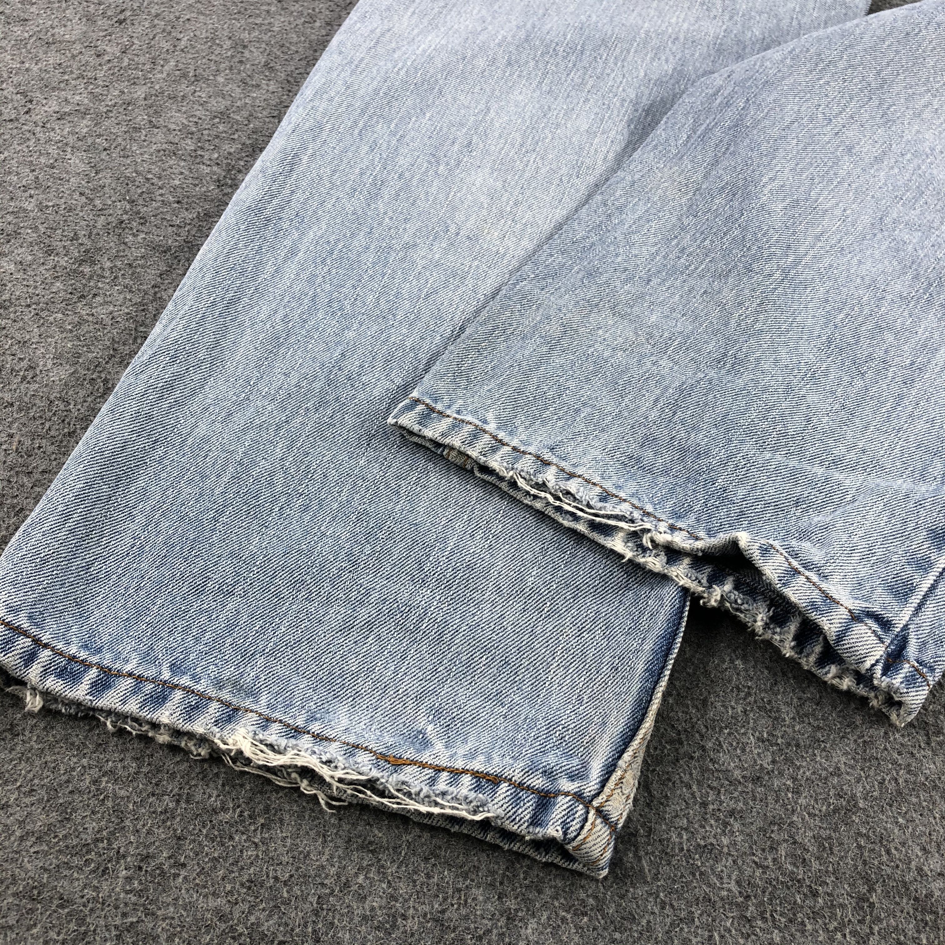Levi's Vintage Blue Wash Levis 550 Jeans-J2338 Size US 35 - 6 Thumbnail