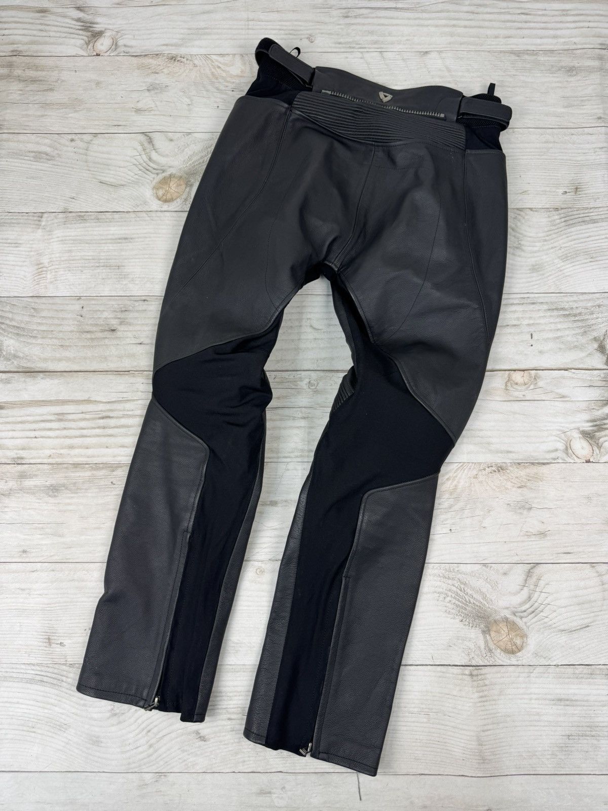 Vintage Vintage Revit Leather Suit Jacket And Pants Motorcycle Moto Size US M / EU 48-50 / 2 - 24 Thumbnail