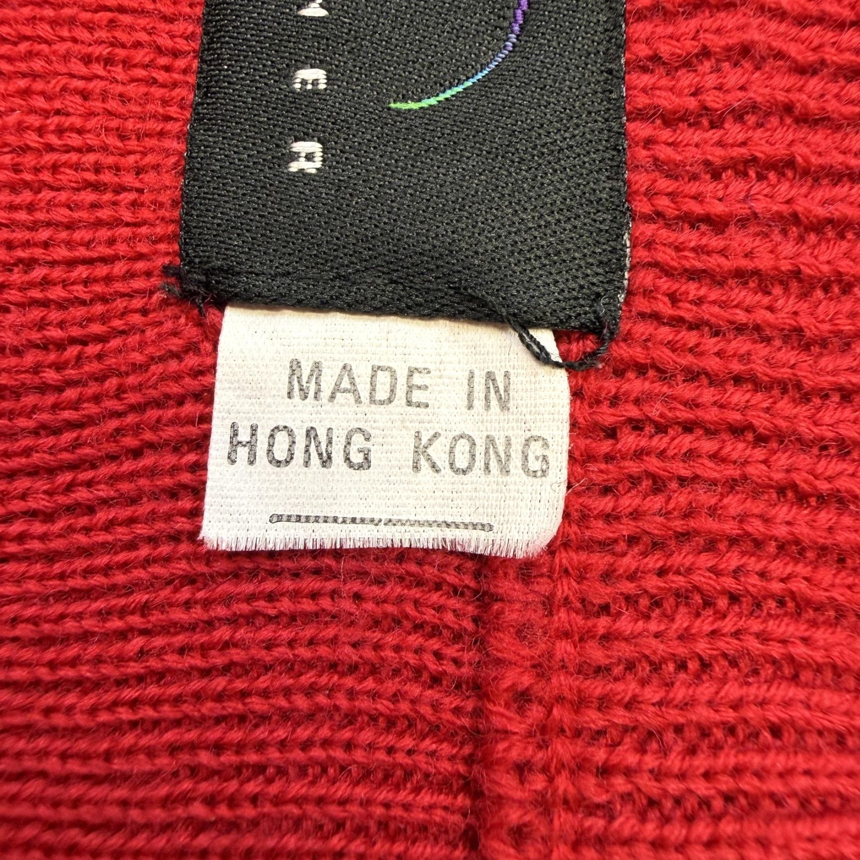 Bogner VINTAGE Bogner Sweater Womens M Red Wool Blend Embroidered Stag Crest Hong Kong Crew Neck Pullover Knitting Casual Fall Winter Size M / US 6-8 / IT 42-44 - 6 Thumbnail