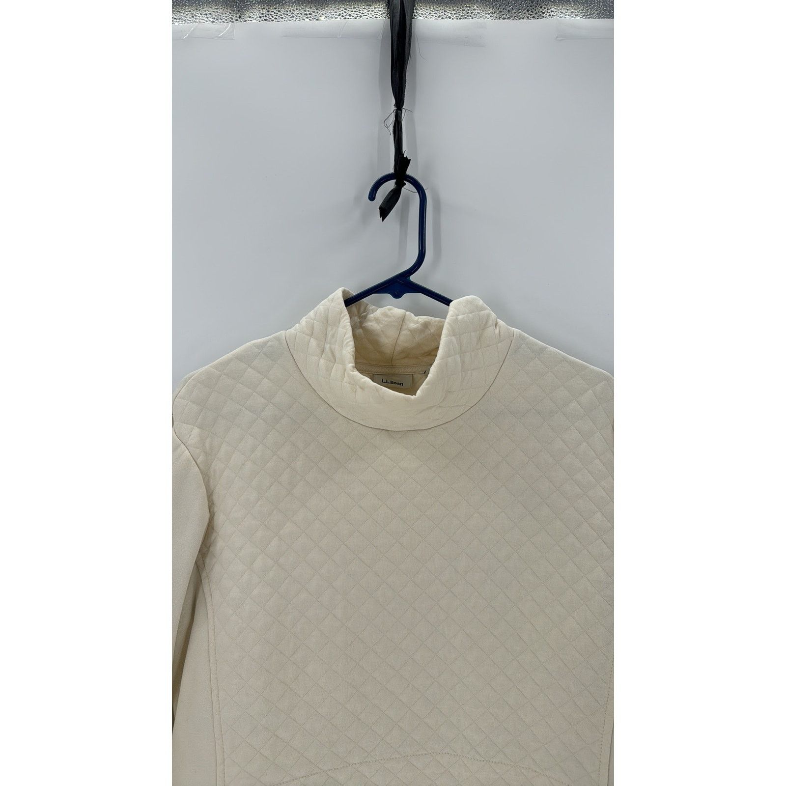L.L. Bean LL Bean Sweater sz S Petite cream Pullover Mock Neck quilted Size S / US 4 / IT 40 - 4 Thumbnail