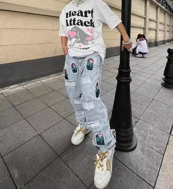 VIBE High Street Washed Ripped Patched Embroidered Jeans Size US 32 / EU 48 - 4 Thumbnail