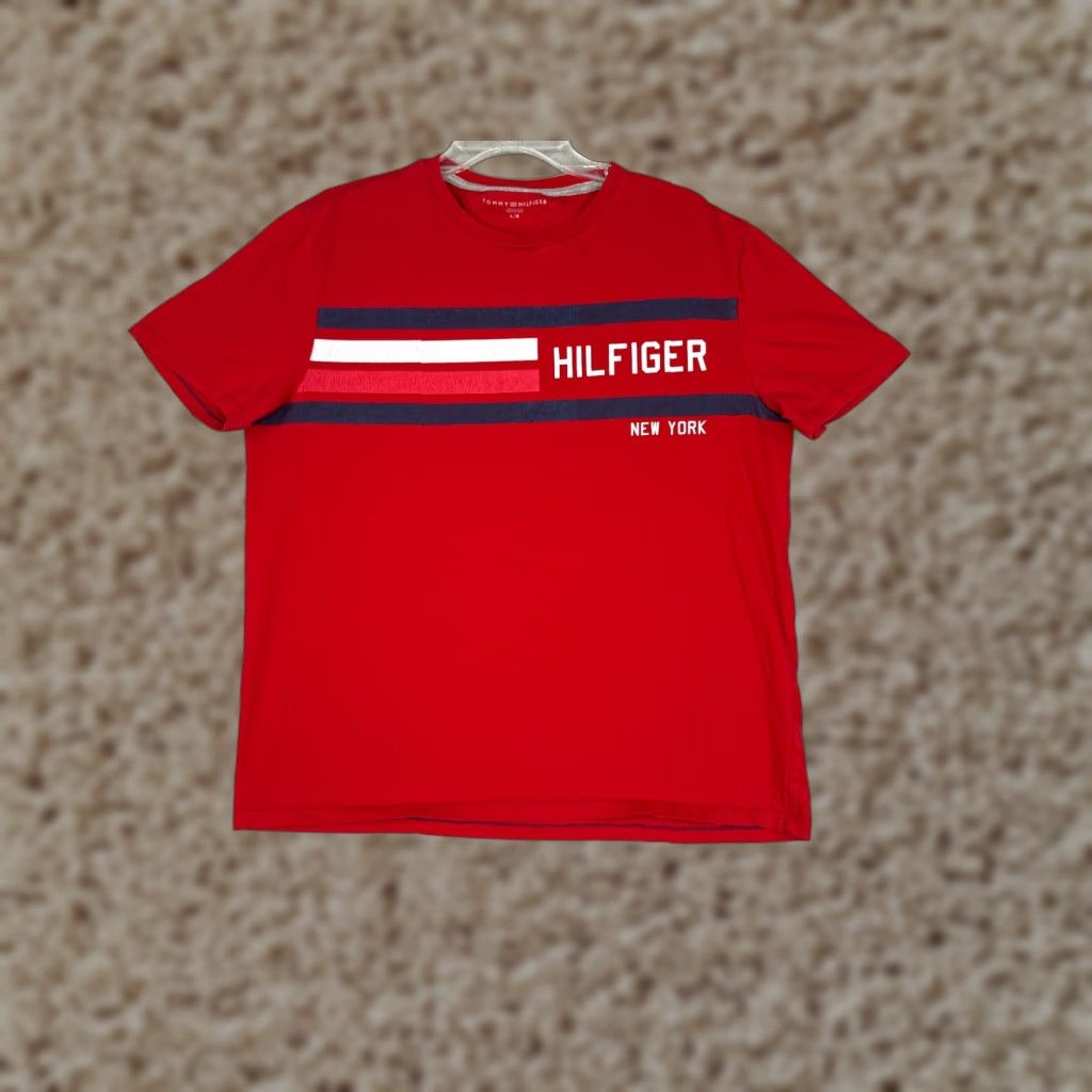Tommy Hilfiger Tommy Hilfiger Shirt Adult Large Red Crew Neck Short Sleeve 100% Cotton Logo Embroidered Men T-Shirt Size US L / EU 52-54 / 3 - 1 Thumbnail