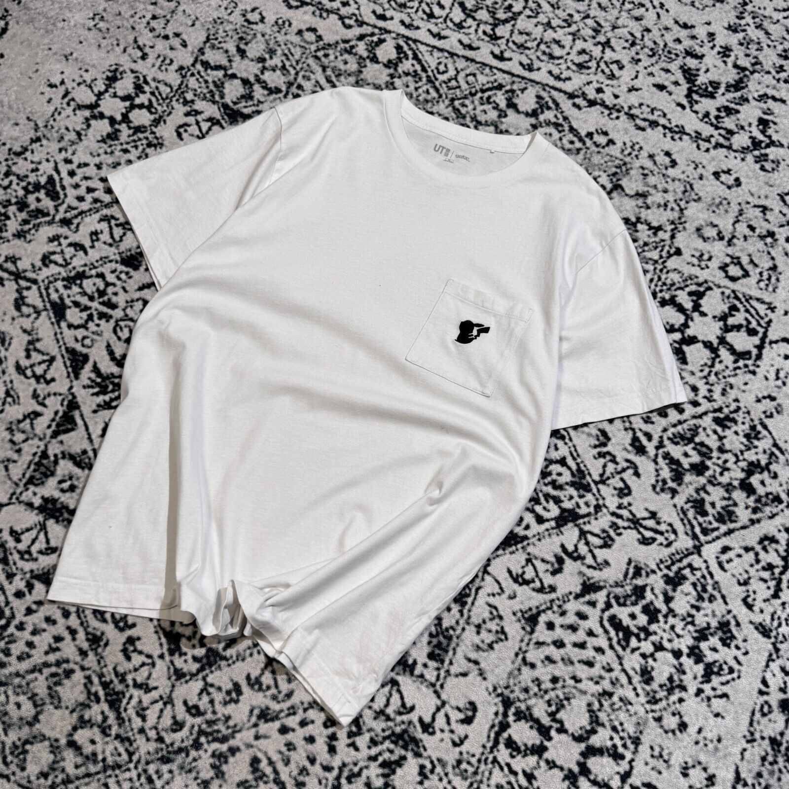 Uniqlo × Vintage Uniqlo x Pokemo Vintage White Cotton T-Shirt Size XL Pikachu Size US XL / EU 56 / 4 - 2 Thumbnail