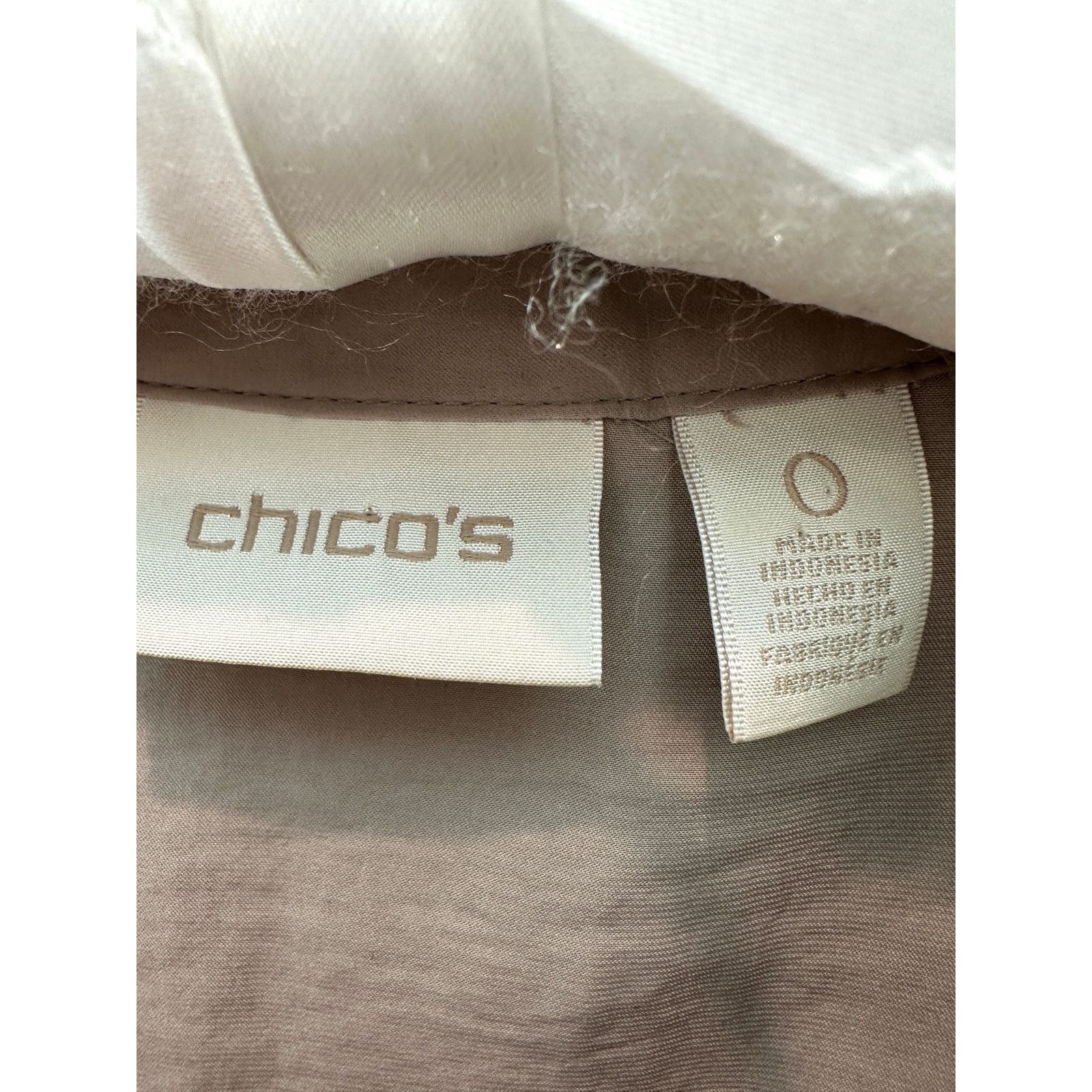 Chicos CHICOS | Taupe Neutral Textured Boho Long Sleeve Peasant Top Size S / US 4 / IT 40 - 6 Thumbnail