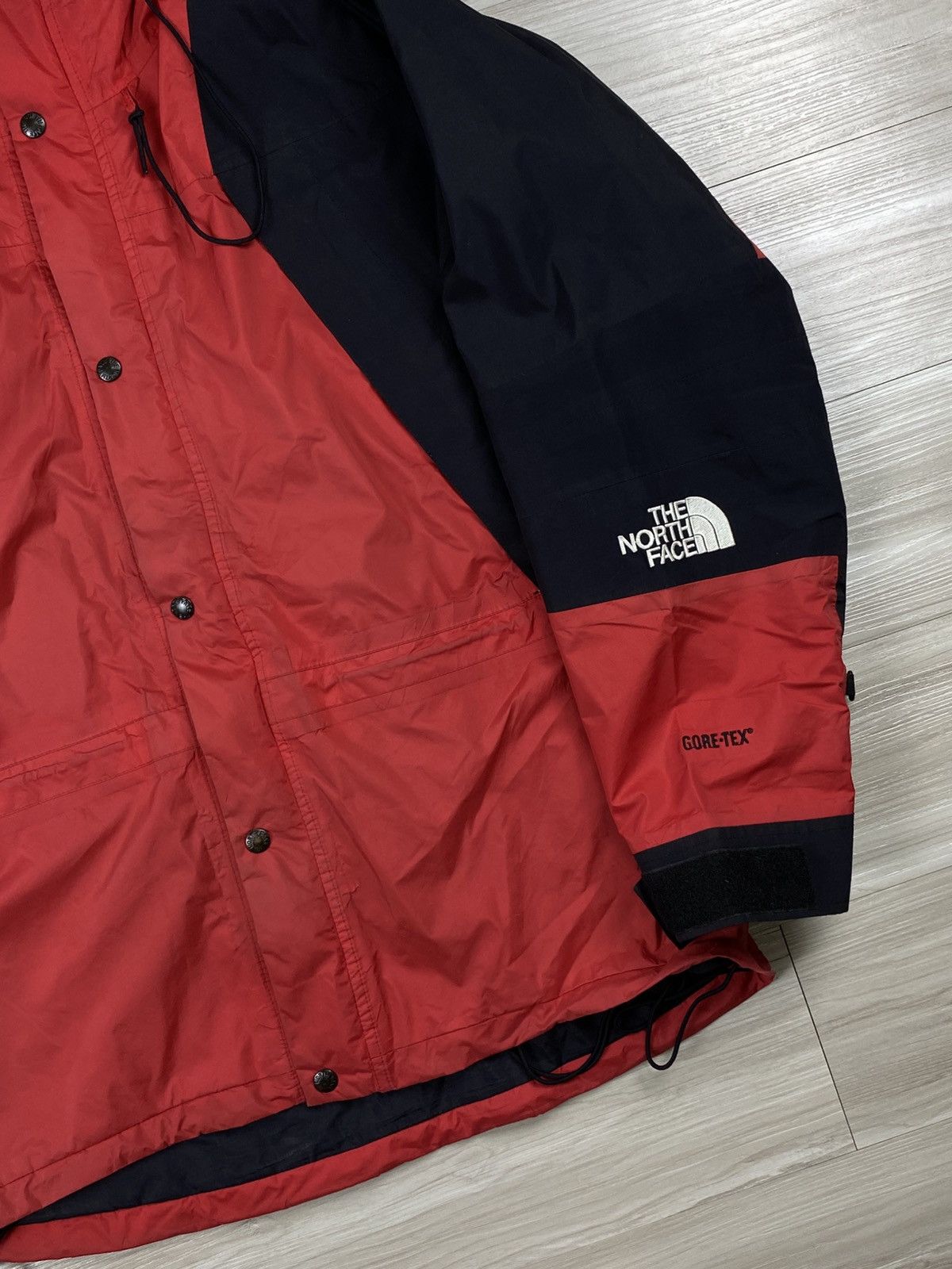 The North Face VINTAGE THE NORTH FACE GORE TEX RED Size US M / EU 48-50 / 2 - 2 Thumbnail