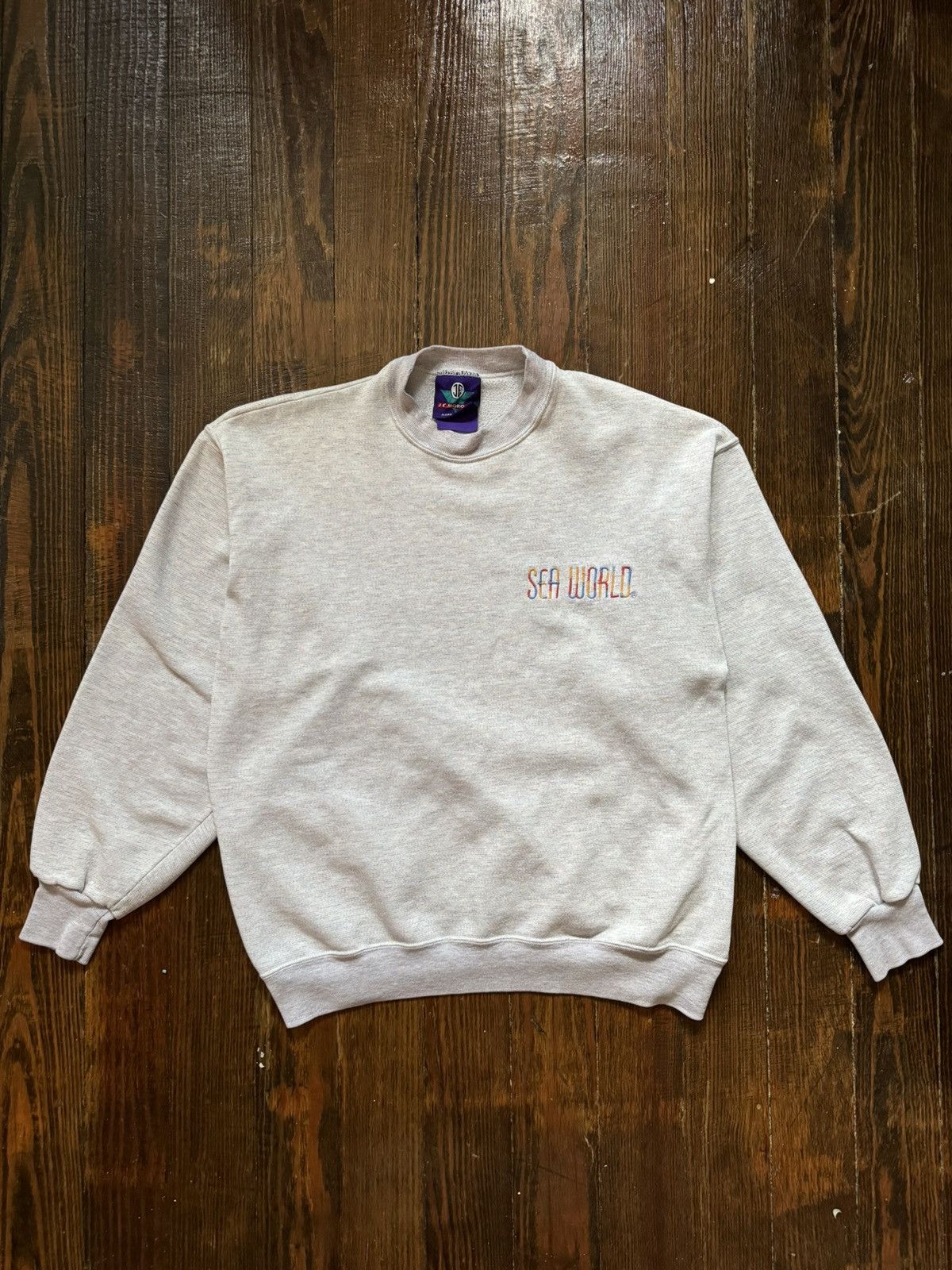 Vintage Vintage 90s / Y2K Sea World Grey Crewneck Size US M / EU 48-50 / 2 - 1 Thumbnail