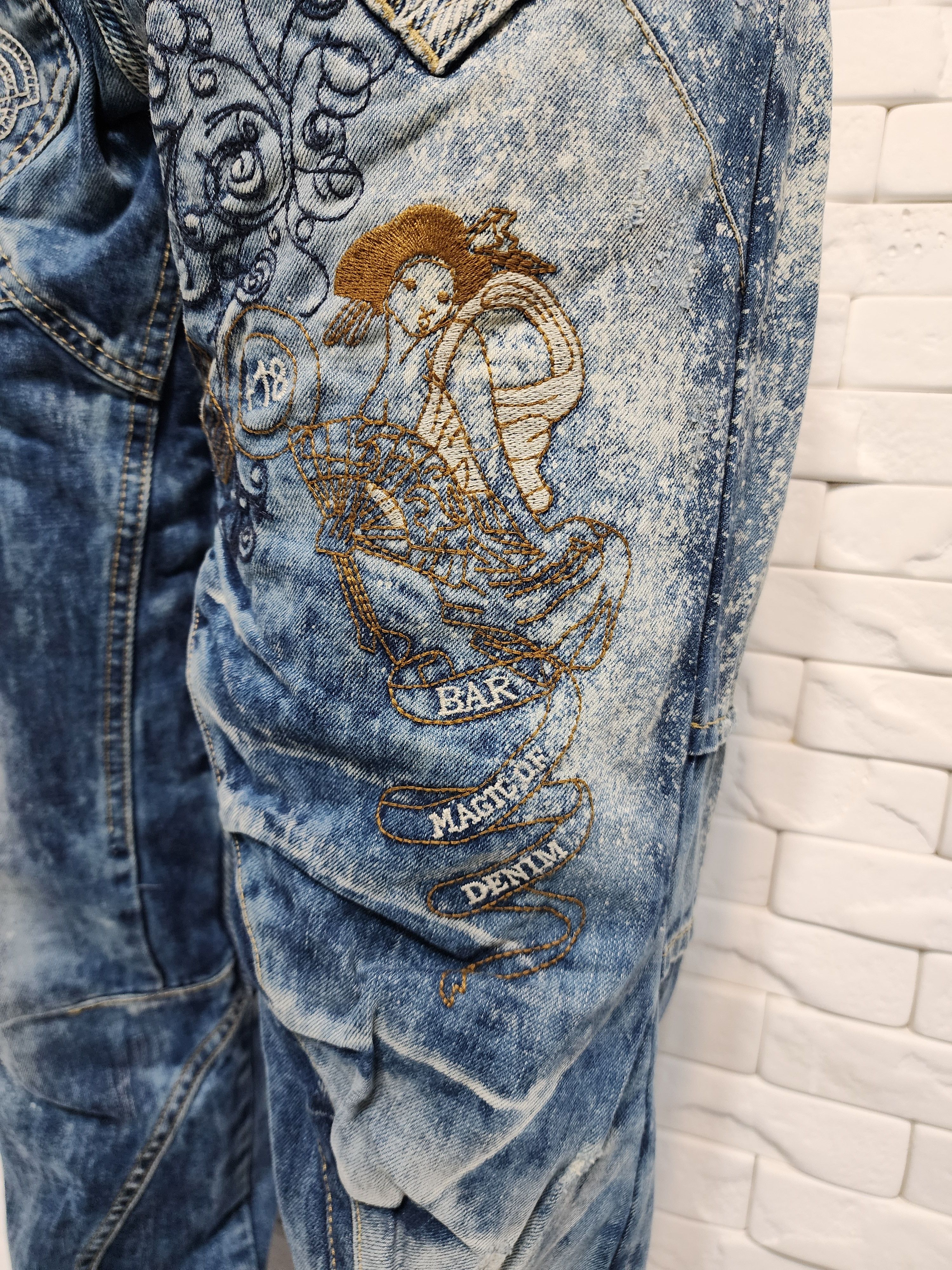 Uniqlo Blue Denim Jeans Mens: Avant-Garde Design Size US 34 / EU 50 - 7 Thumbnail