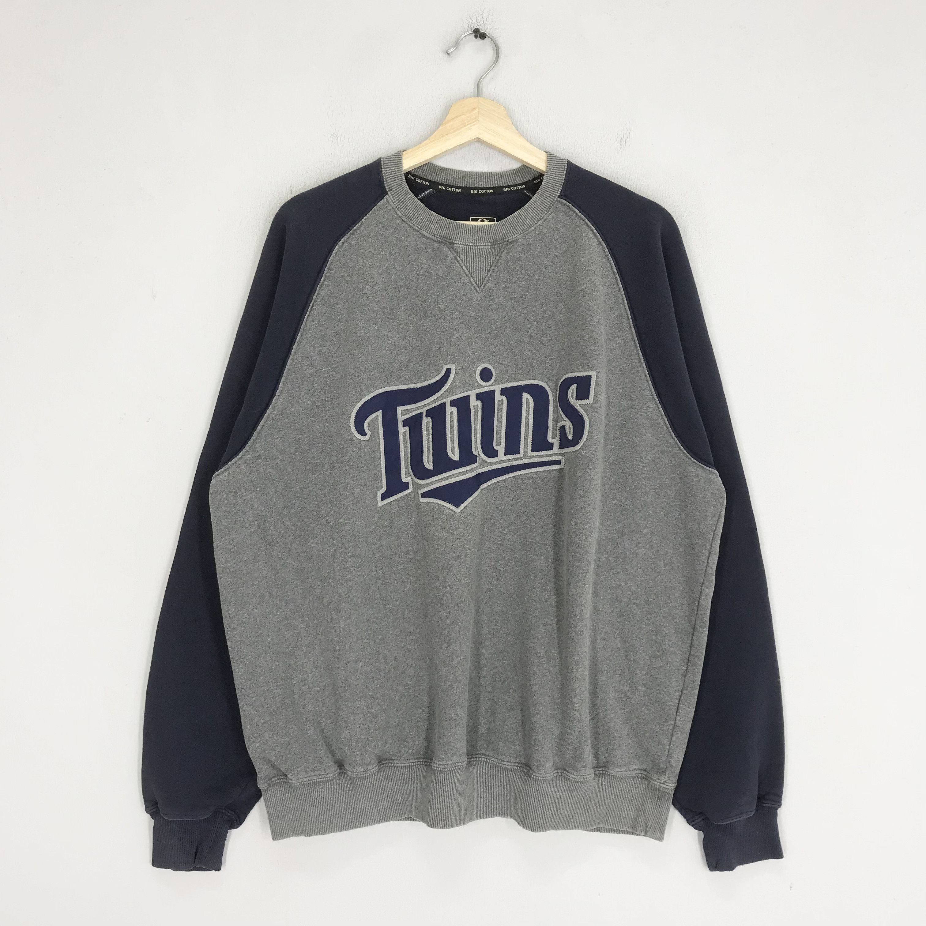 Vintage Vintage Minnesota Twins Gray Sweatshirt - 393 Size US XL / EU 56 / 4 - 1 Thumbnail