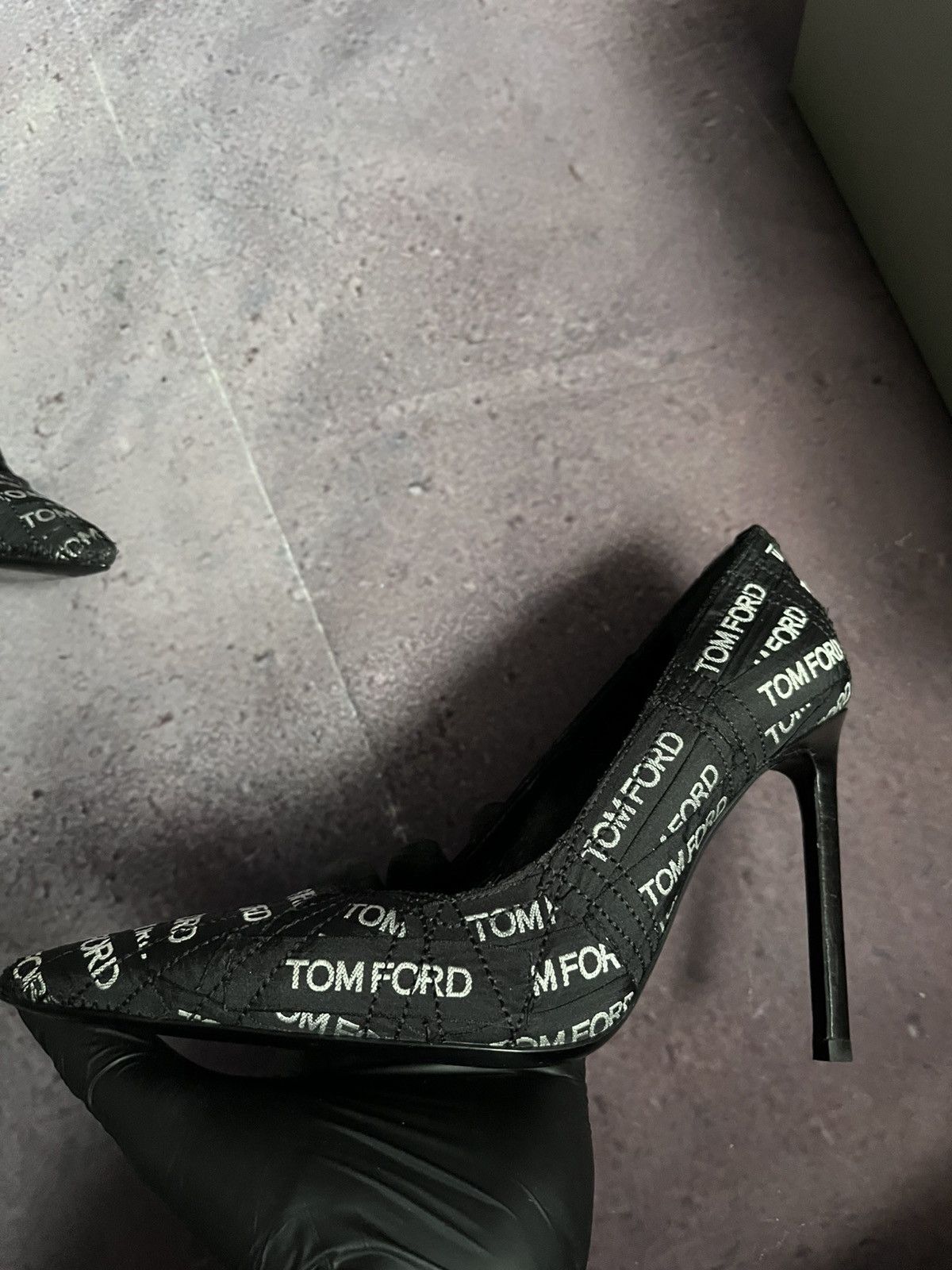 Tom Ford Tom Ford Label Covered T Screw Pointed Toe Size US 6.5 / IT 36.5 - 10 Thumbnail