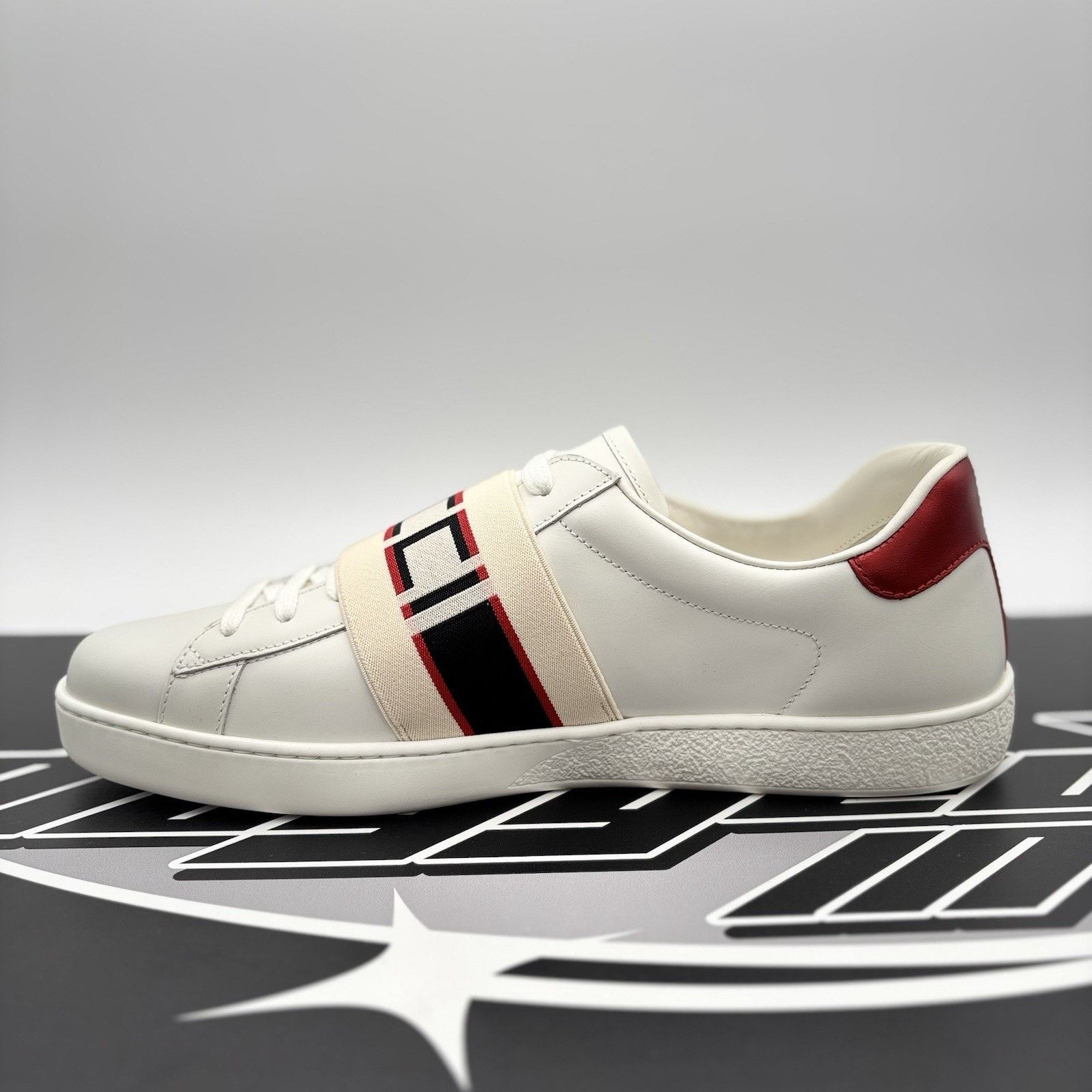 Gucci Gucci Ace Leather With Strap ‘ White ’ | NEW! Size US 9 / EU 42 - 4 Thumbnail
