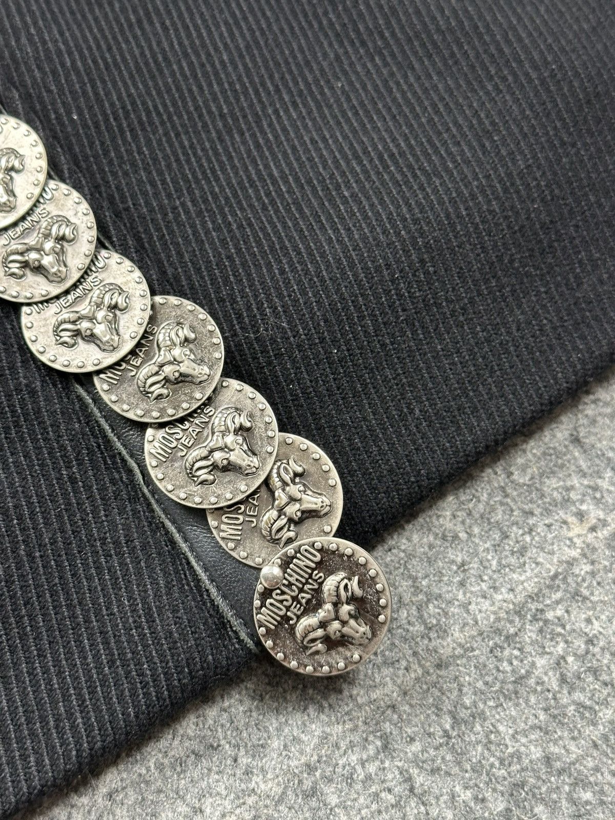 Moschino Moschino Jeans - Vintage Nipoli High Neck Wool Multi Button Size US XS / EU 42 / 0 - 6 Thumbnail