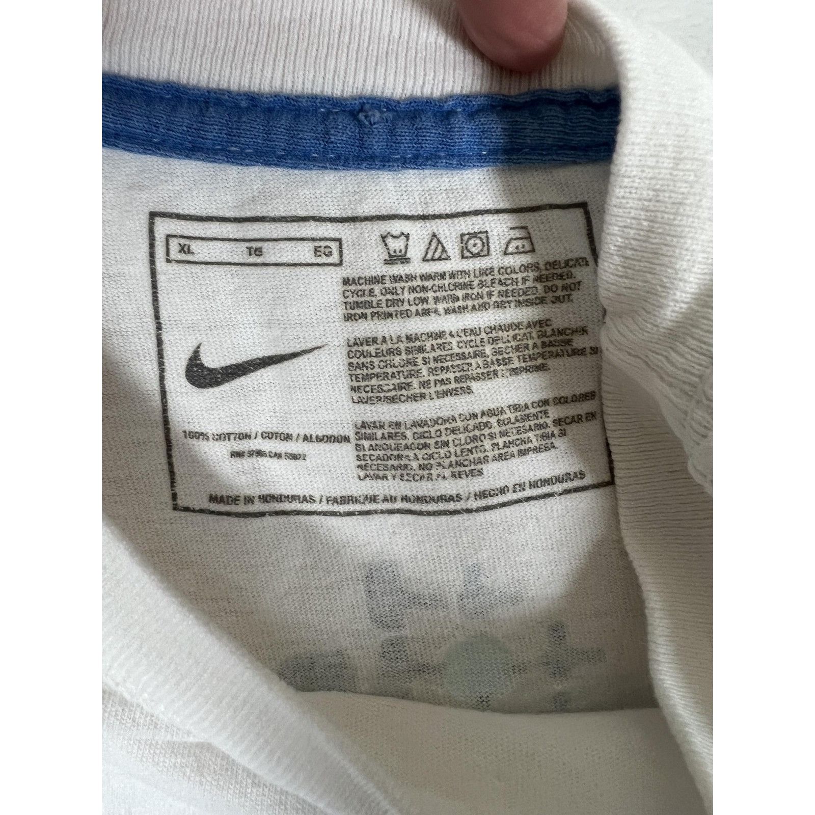 Nike VTG Nike Shirt Mens XL White Sleeveless Y2K Graphic Muscle T Size US XL / EU 56 / 4 - 9 Thumbnail