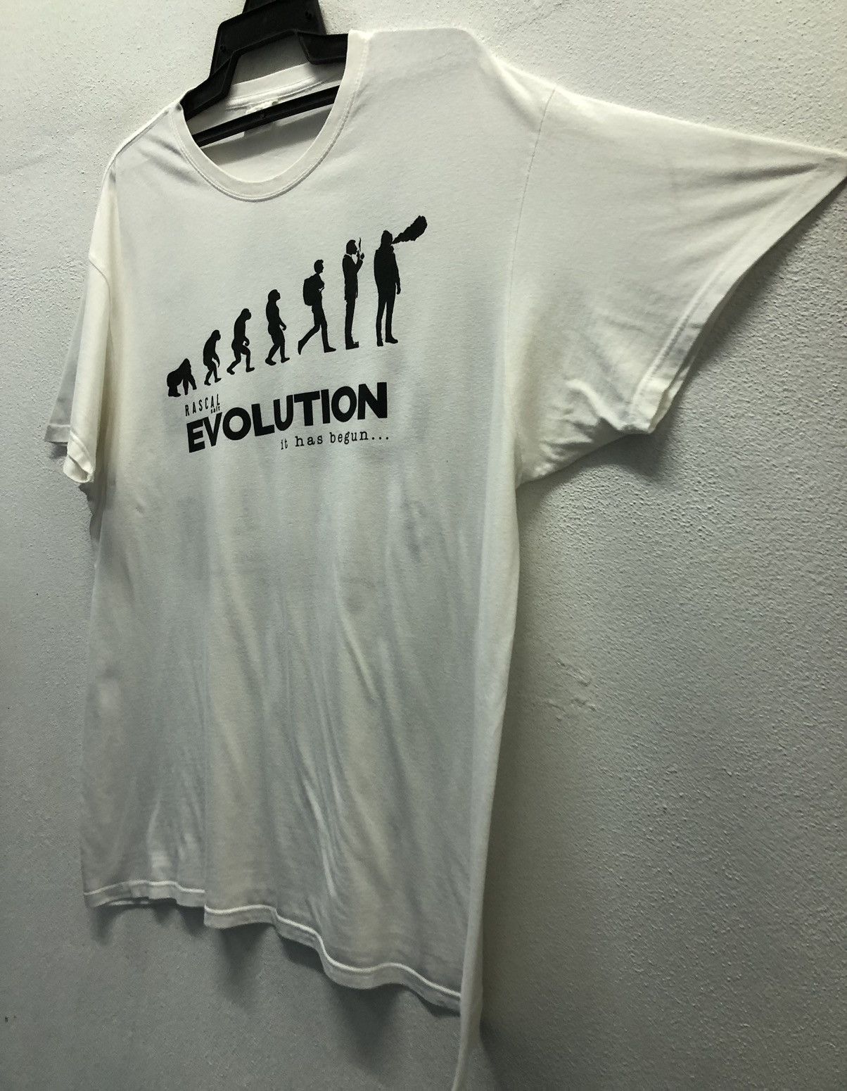 Vintage Vintage Rascal Salt Evolution It Has Begun T-Shirt Size US XL / EU 56 / 4 - 6 Thumbnail