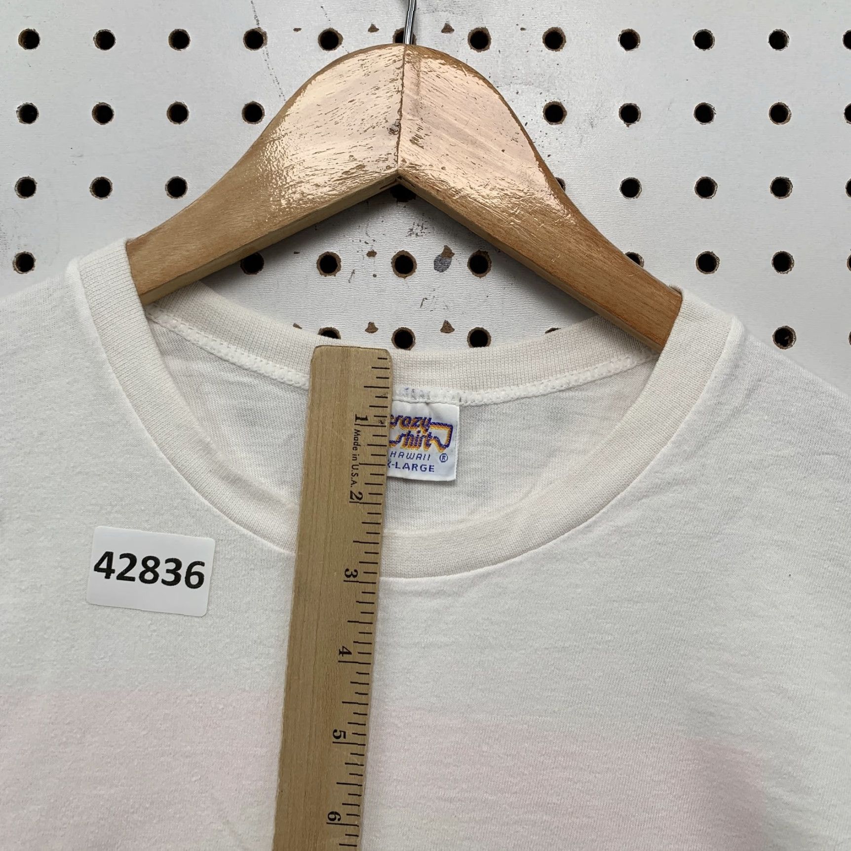 Vintage VINTAGE Crazy Shirts The Endless Summer Hawaii T-Shirt Short Sleeve XL White 90s Mens Size US XL / EU 56 / 4 - 6 Thumbnail