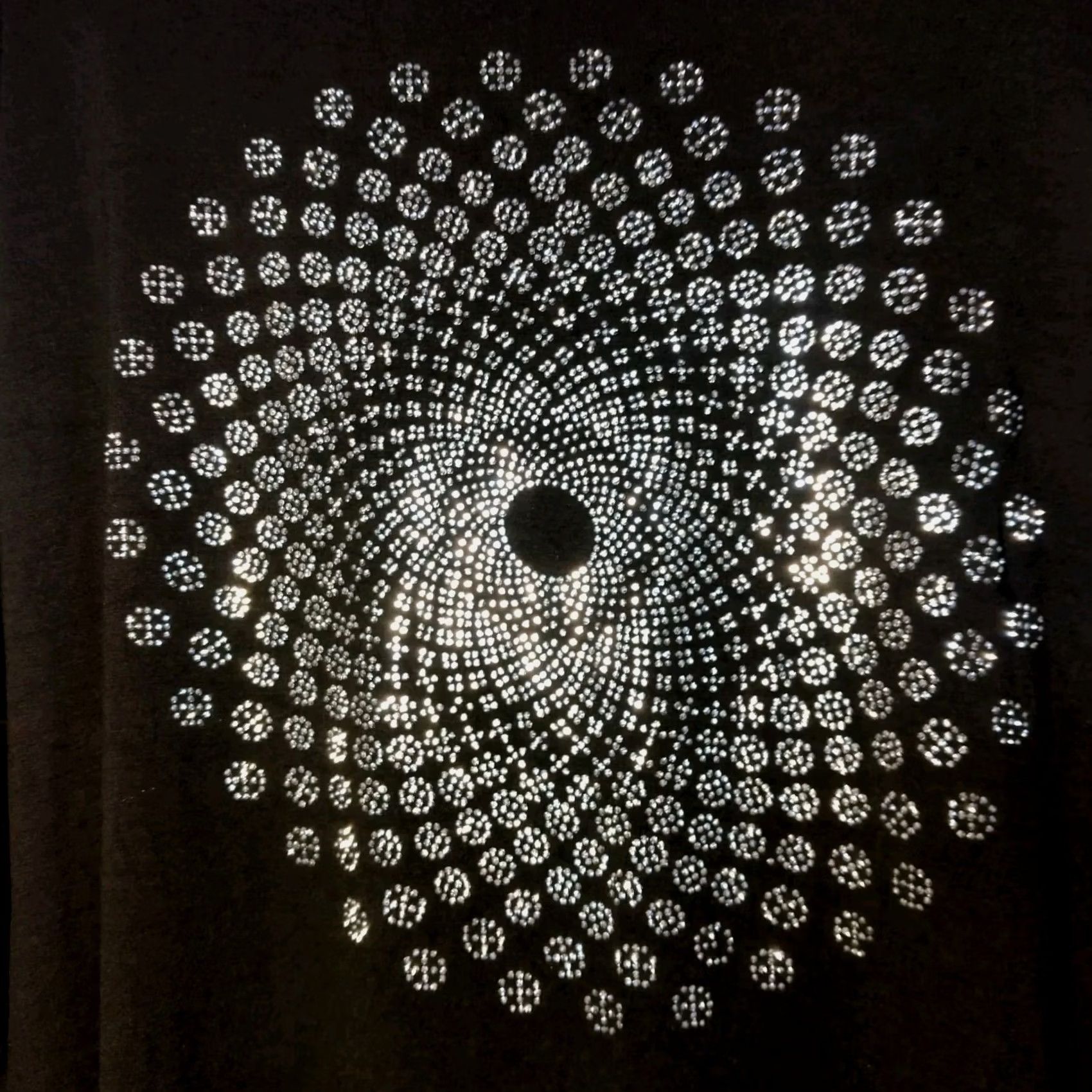 Vintage Julia Plus Size Tunic Shirt 3XL Black Silver Mandala 3/4 Sleeve Bling Viscose Spandex Bohemian Hippie Artsy Shirt Womens Size XXL / US 16-18 / IT 52-54 - 2 Thumbnail