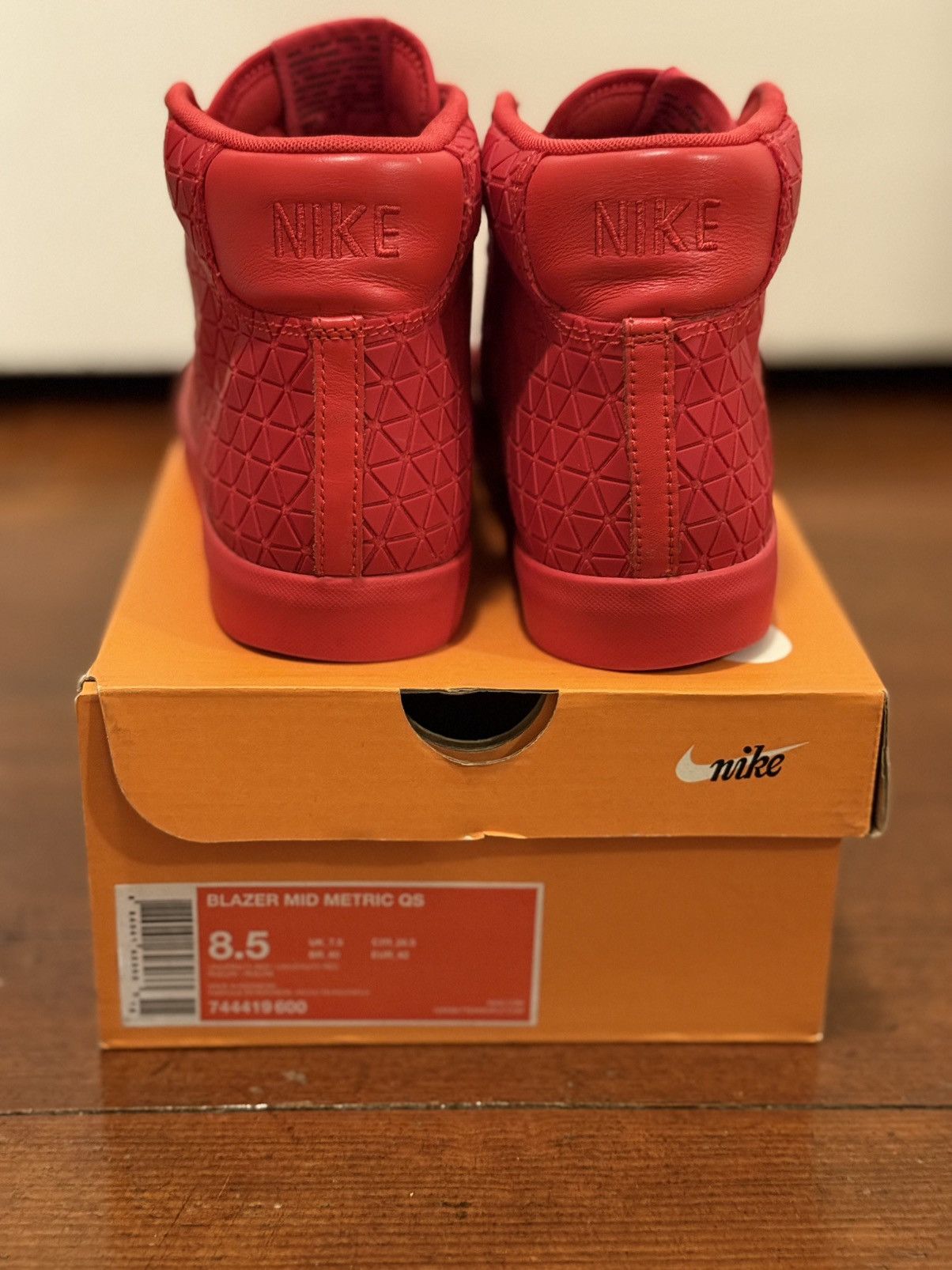Nike Nike Blazer MID Metric QS Size US 8.5 / EU 41-42 - 4 Thumbnail