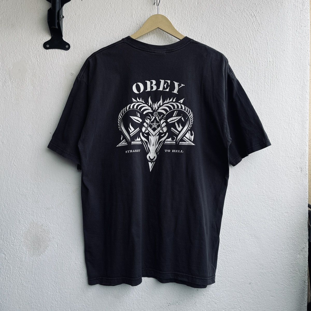 Obey Faded Vintage Y2K Obey Goat Head Straight To Hell TShirt Size US XL / EU 56 / 4 - 1 Thumbnail