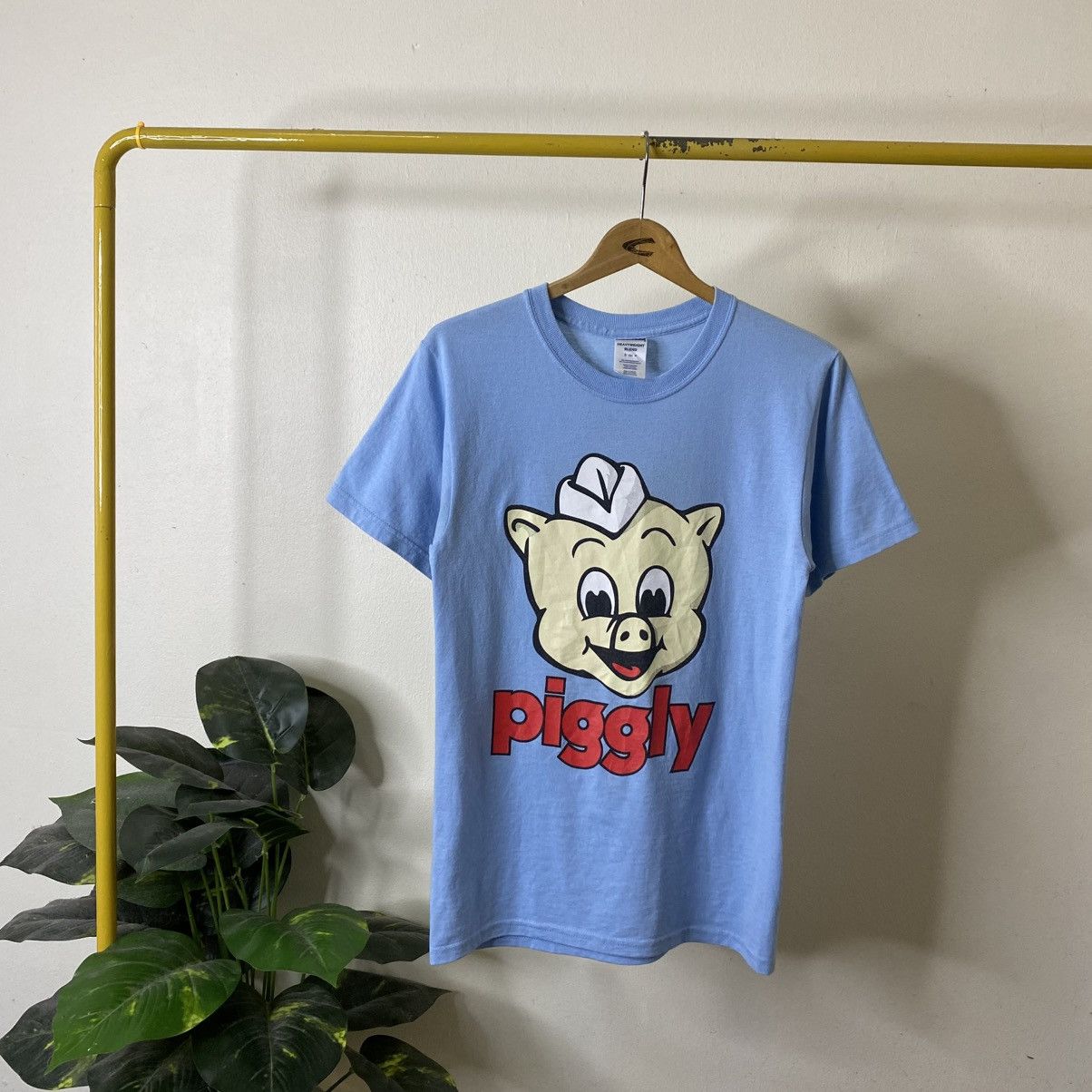 Vintage Y2K Piggly Wiggly Grocery Store Double Sided Graphic Promo T Size US S / EU 44-46 / 1 - 1 Thumbnail