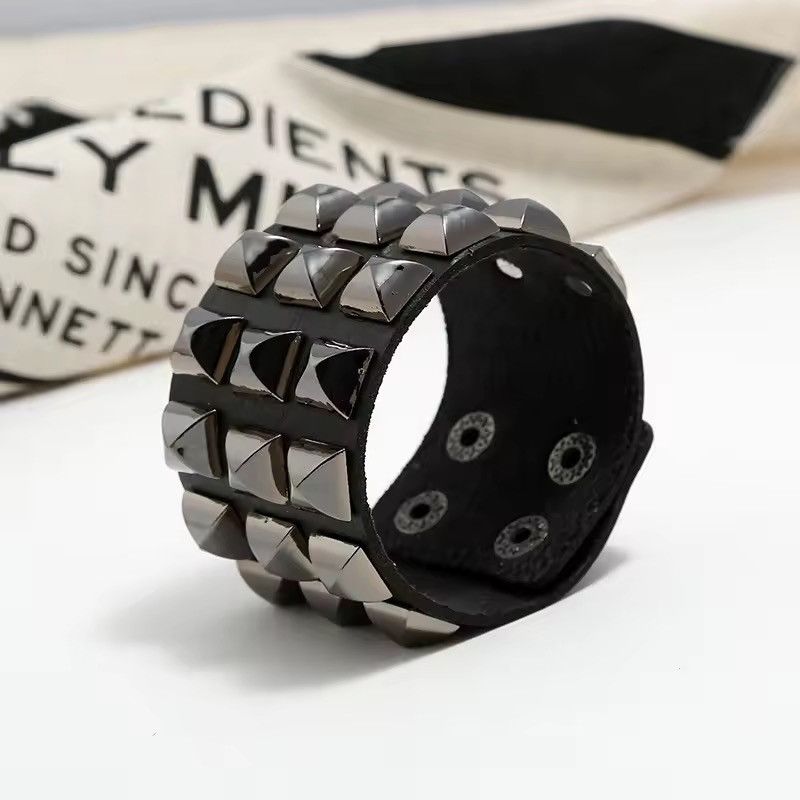 Jewelry Spike Strap Bracelet Gothic Demon Soul Horror Jewelry Size ONE SIZE - 1 Thumbnail
