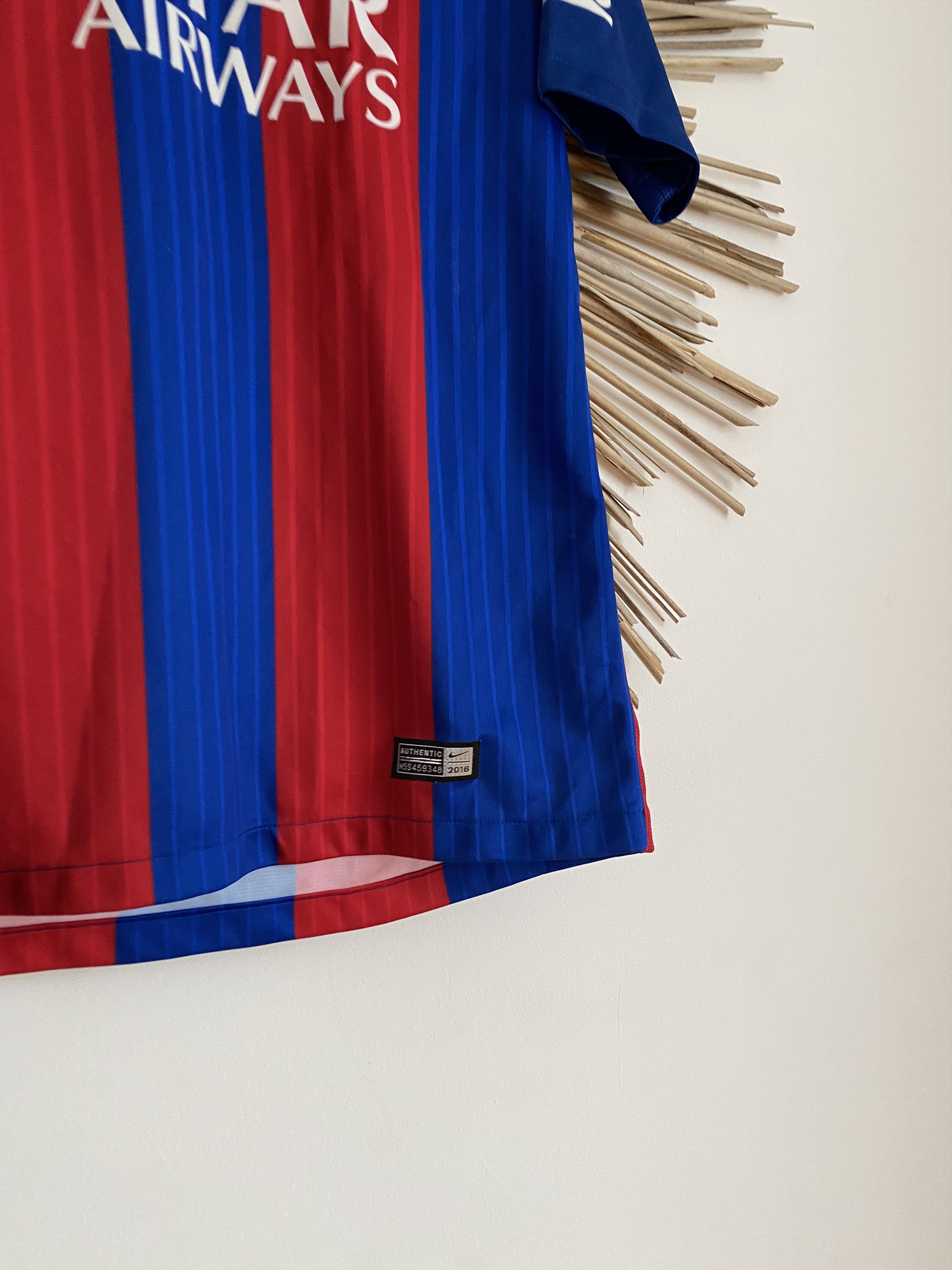 Nike FC Barcelona 2016 2017 nike home football soccer jersey Size US M / EU 48-50 / 2 - 2 Thumbnail