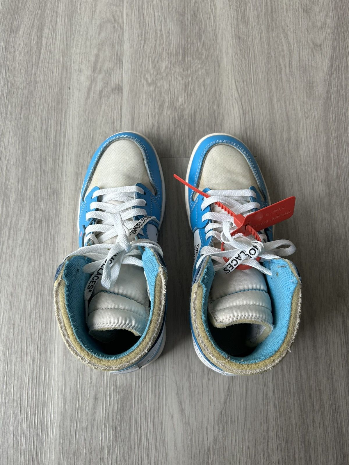 Jordan Brand × Off-White Off-White X Air Jordan 1 High OG UNC Size 8.5 Size US 8.5 / EU 41-42 - 4 Thumbnail