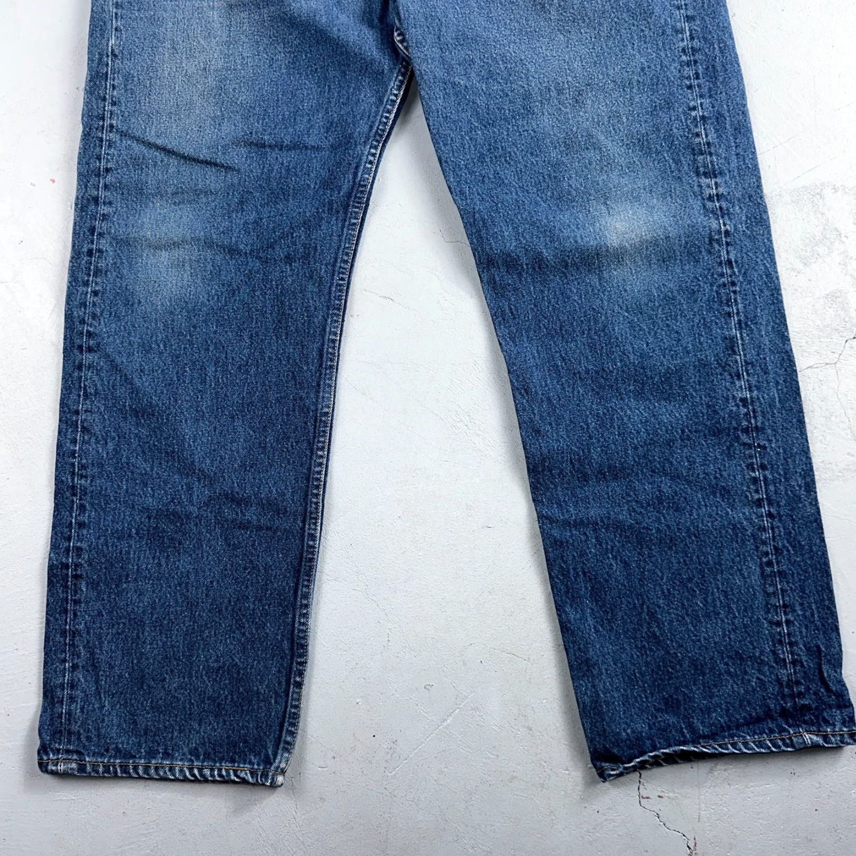 Levi's VINTAGE Levi's 501 Jeans Men 42x33 Straight Leg 80s USA Blue Light Wash Mid Rise Classic Denim Size US 42 / EU 58 - 3 Thumbnail